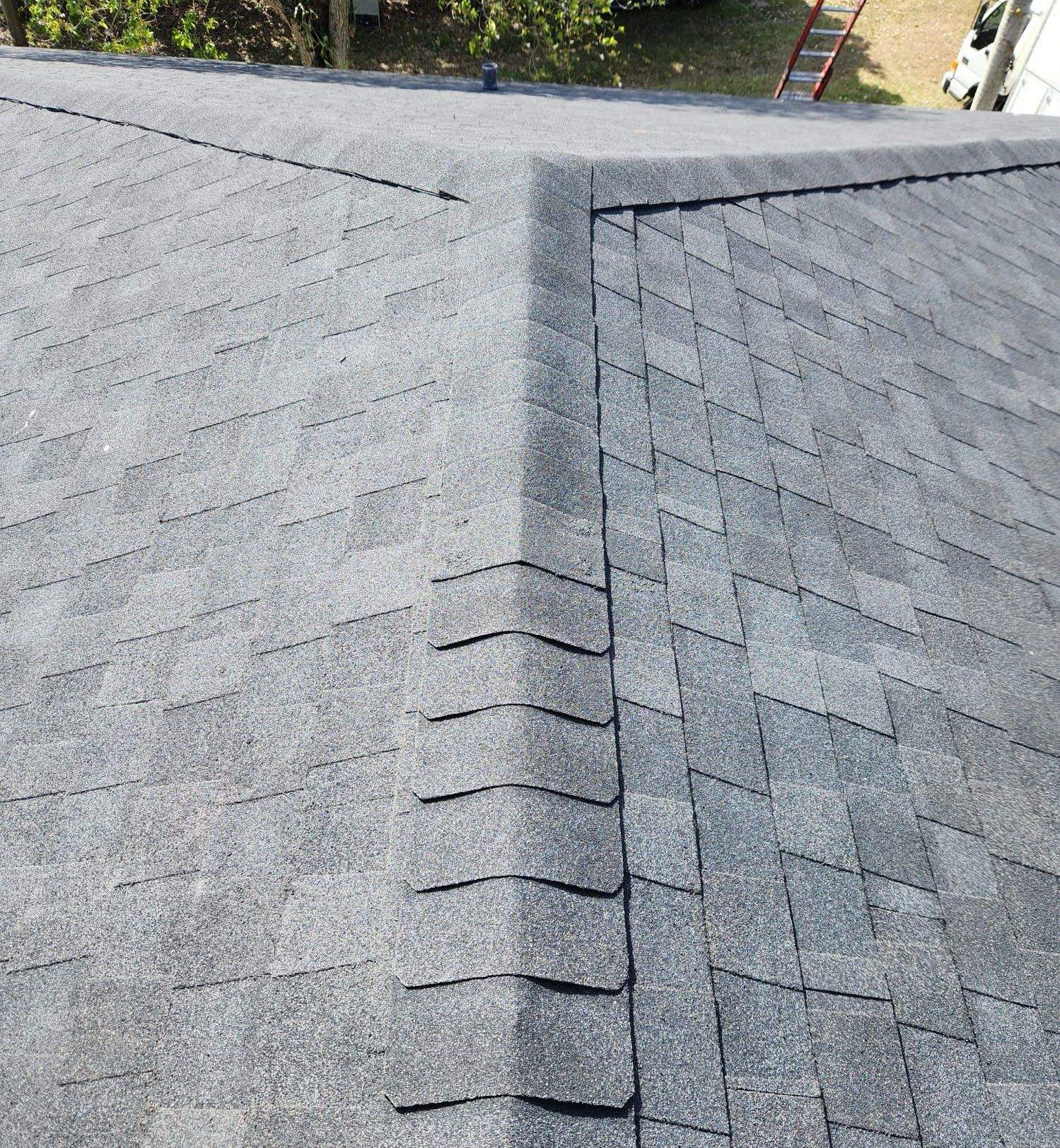 Shingle - CertainTeed Landmark Dimensional - Charcoal Black by Istueta Roofing