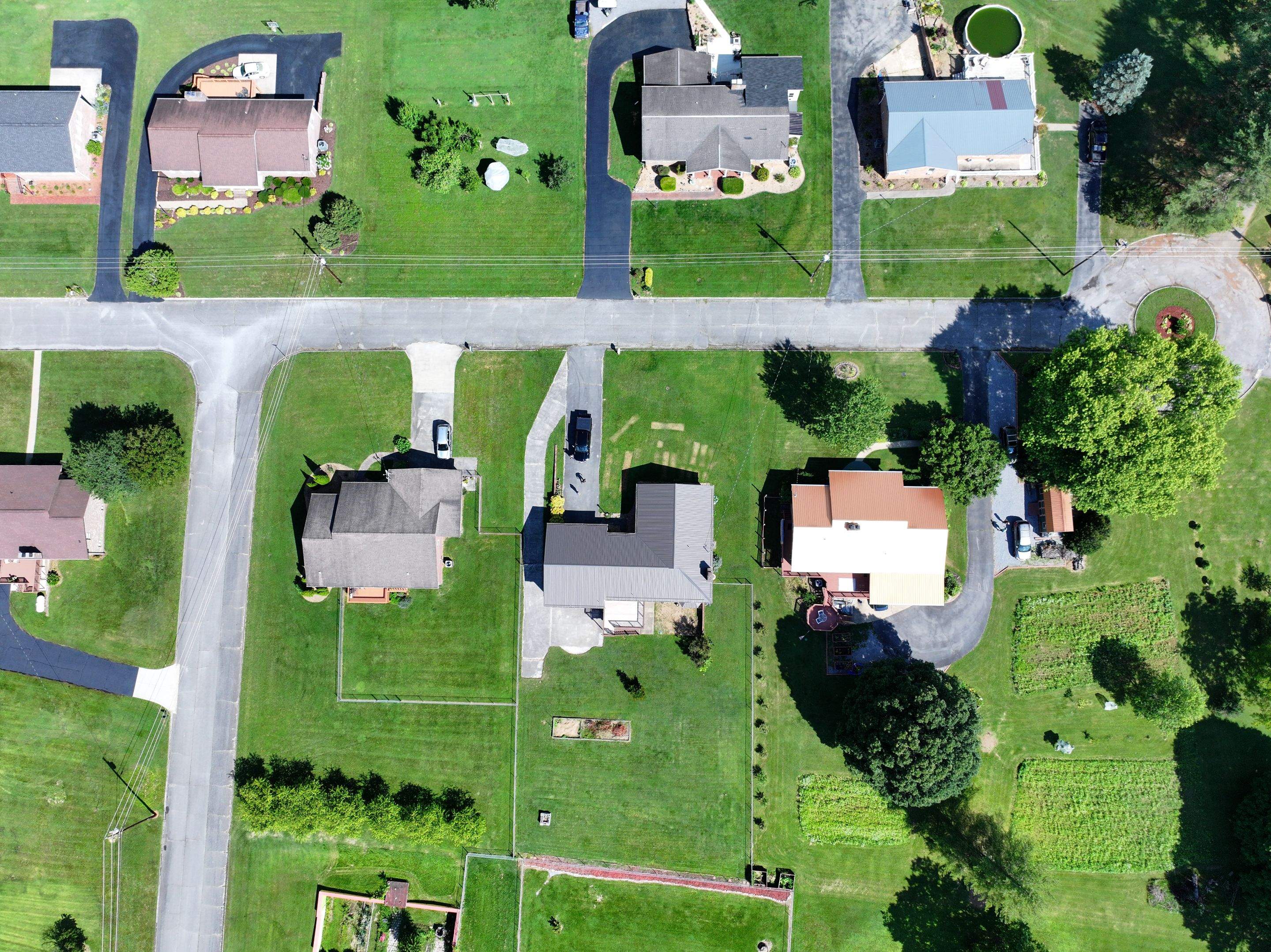 Maximoff Residence by Omnia Roofing