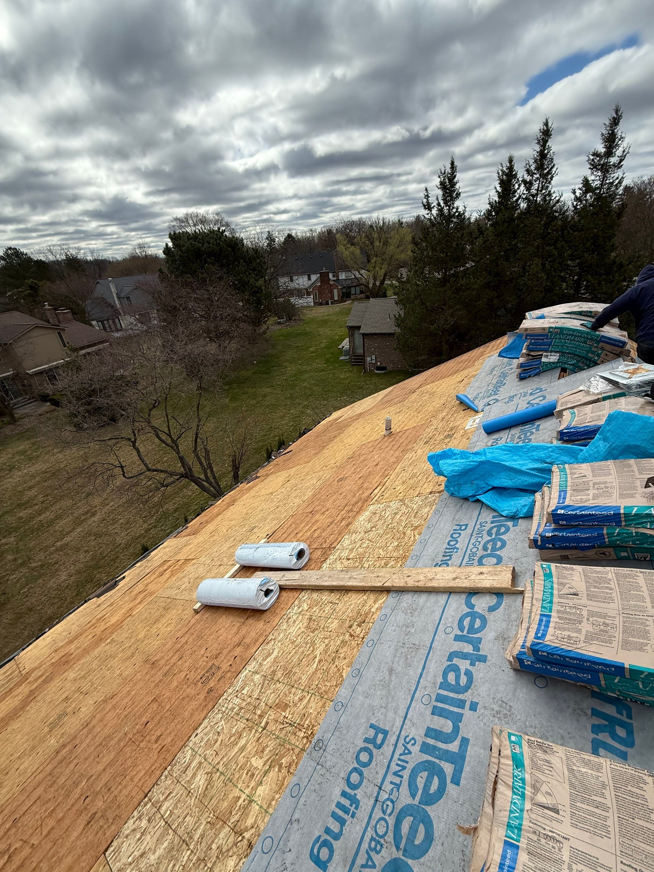 Project in West Bloomfield Township by Eave Roofing