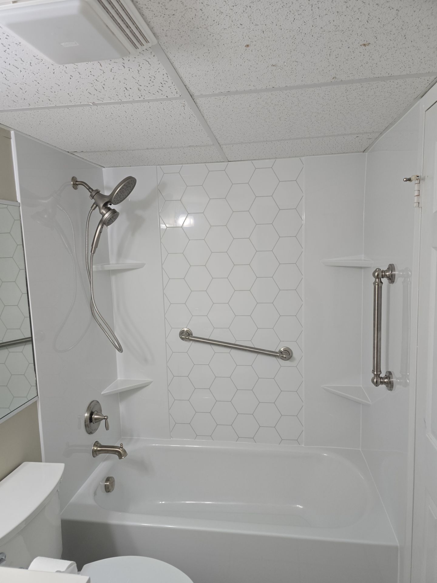 Job photos by Coastal Bath Company