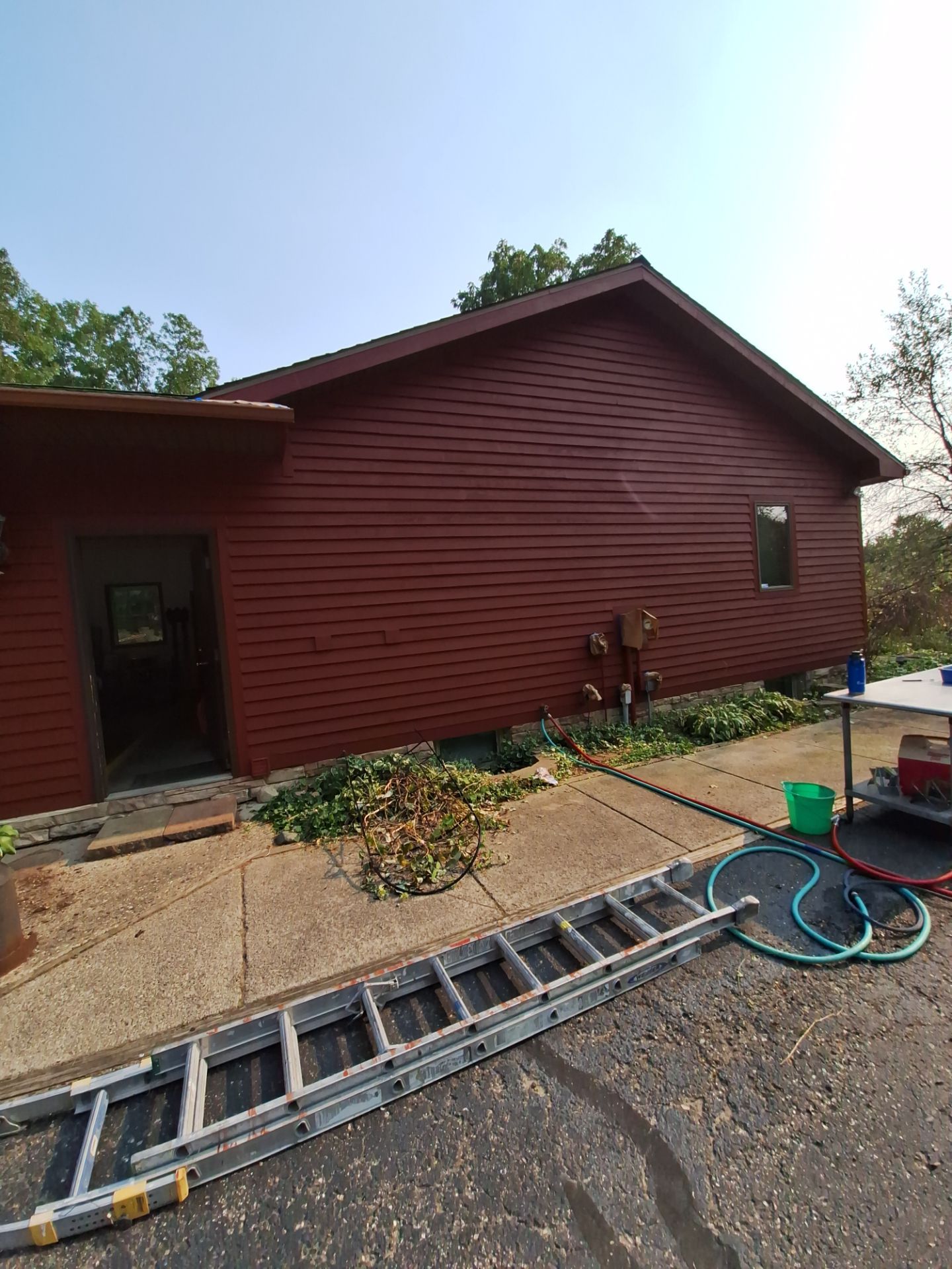 Color update with exterior staining and painting by Gordon Painting