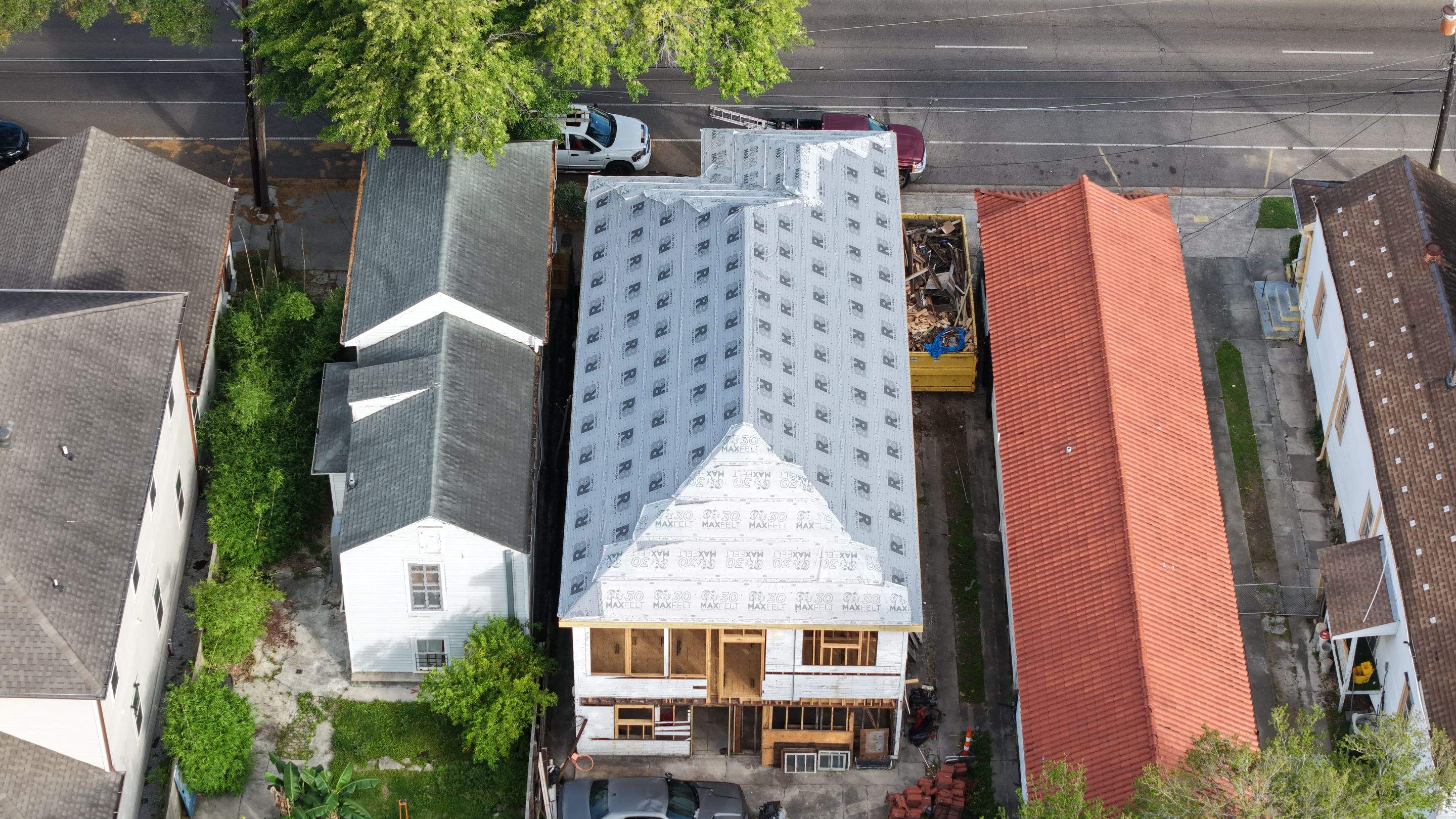 Roof Replacement in New Orleans by HDS Contractors