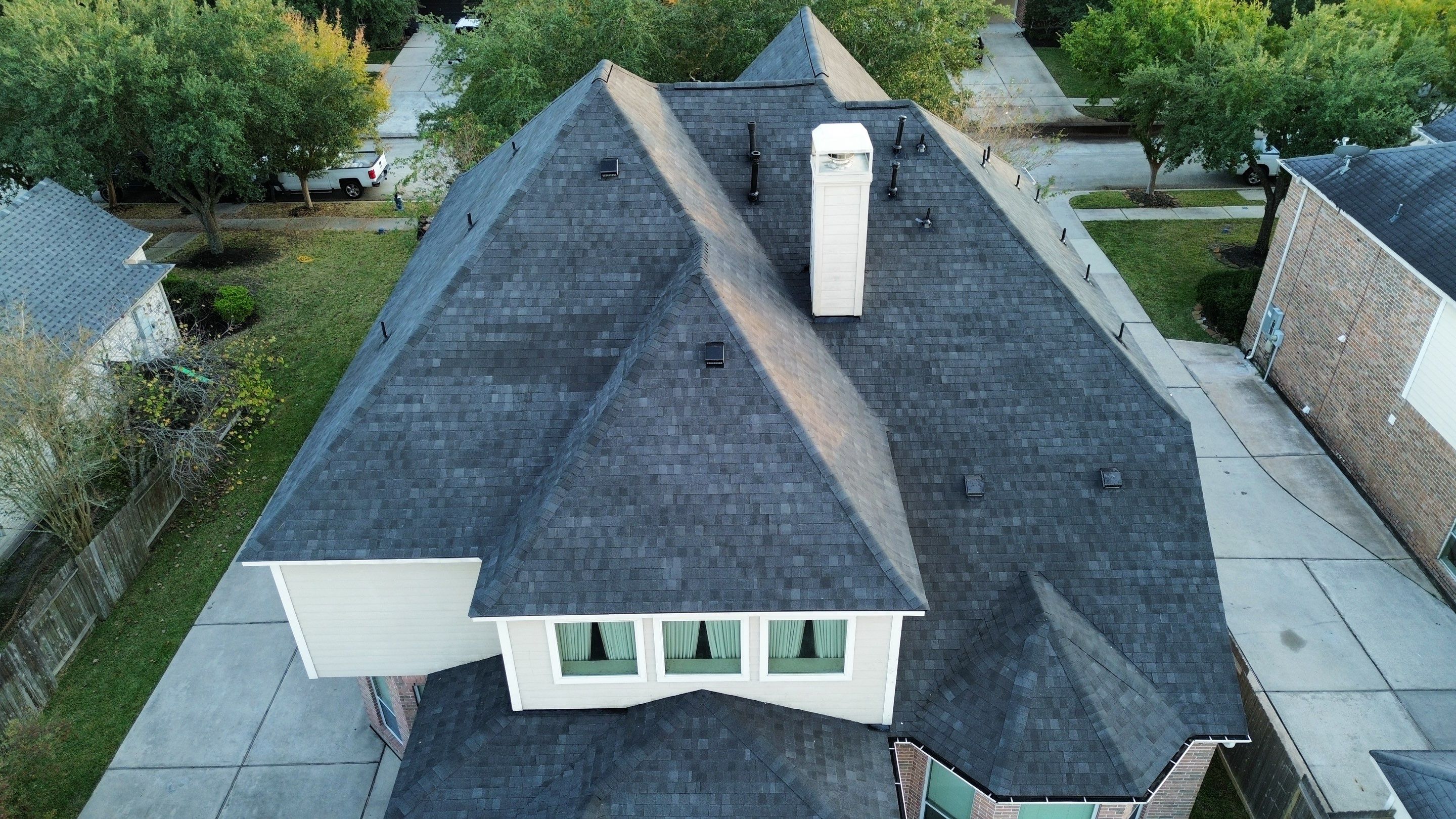 Houston Roof Install by Modern BYLT Roofing & Construction