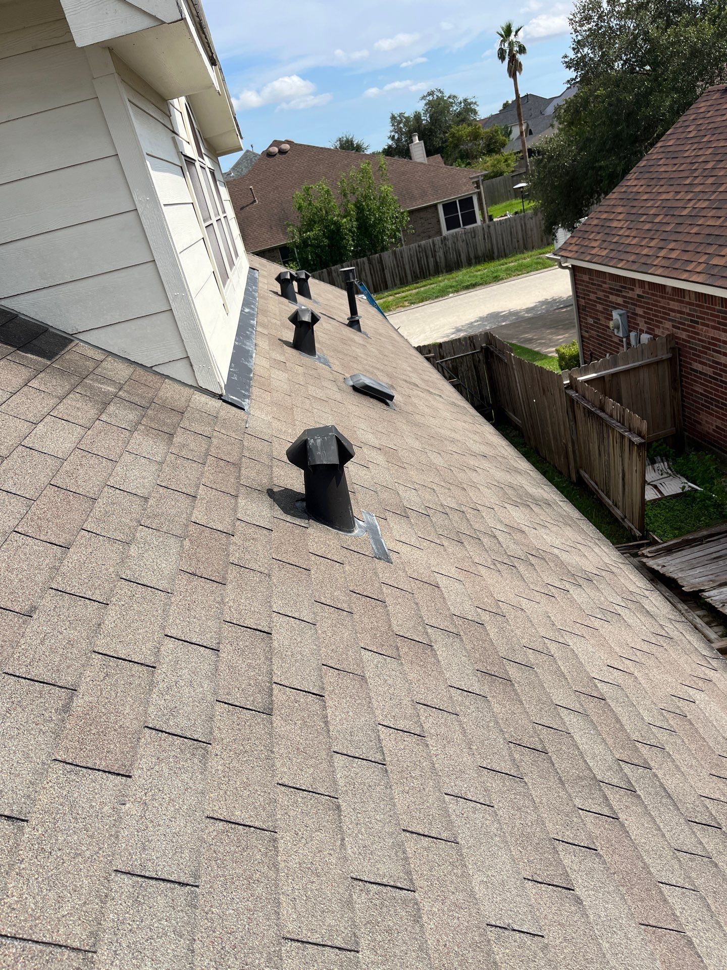 Residential Roofing Repair using Owen's Corning Duration (Lifetime) Shingles by Roof Repair Company