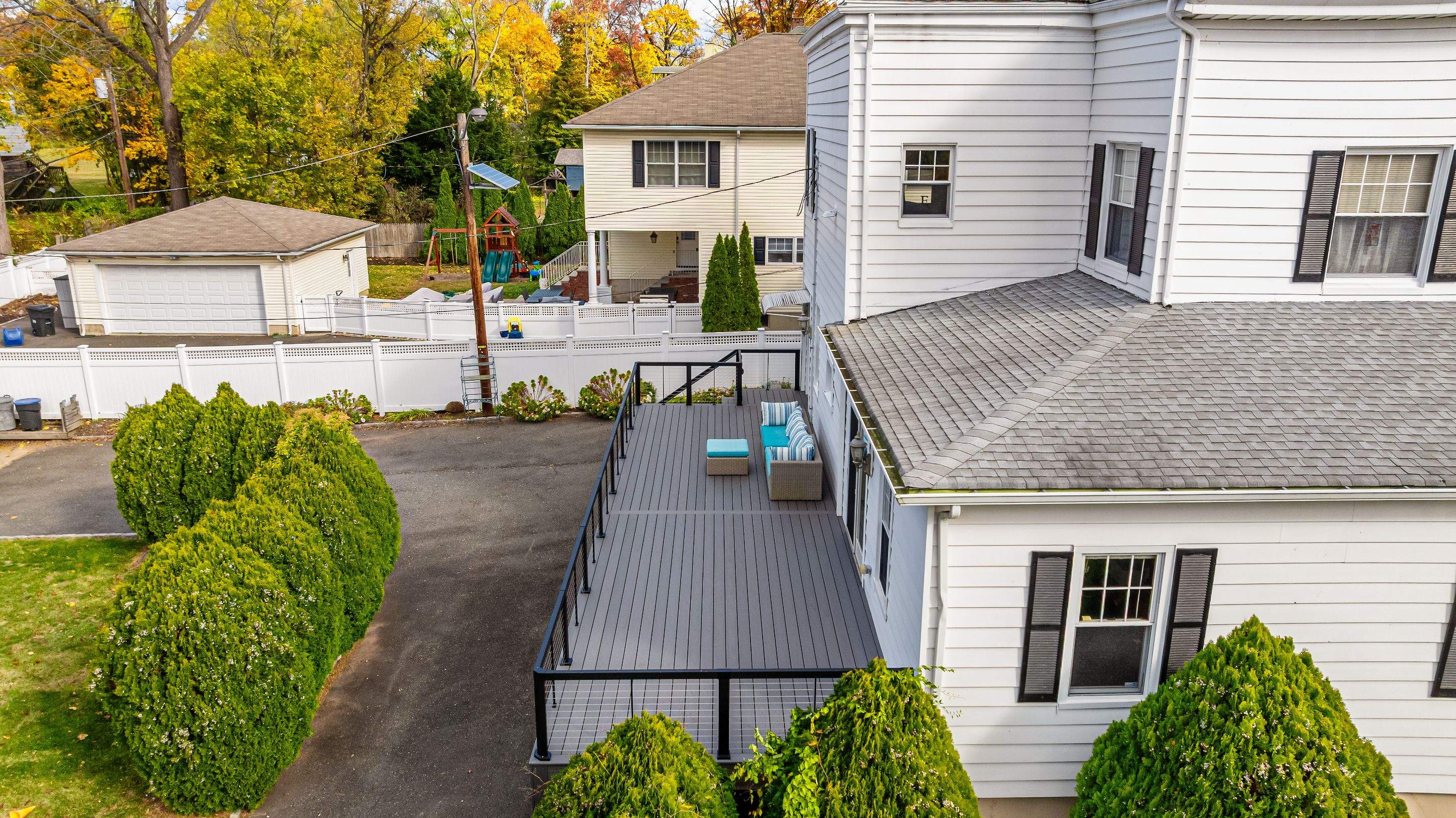 new deck with cable rails in Montclair NJ by deck guardian