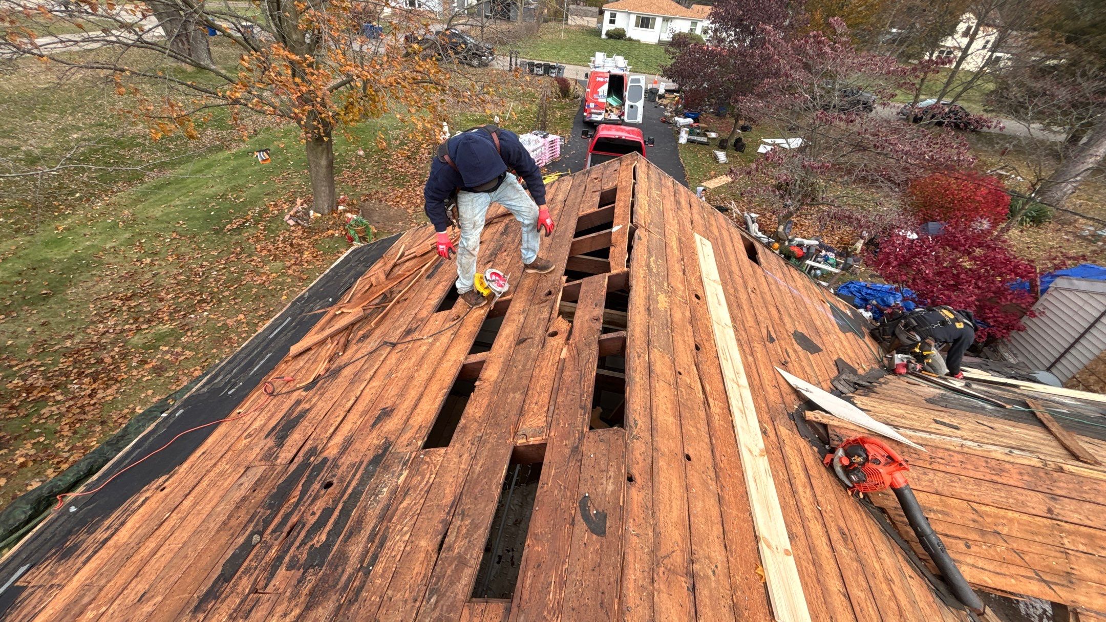 Roof Replacement using Owens Corning Aged Copper by 180 Contractors