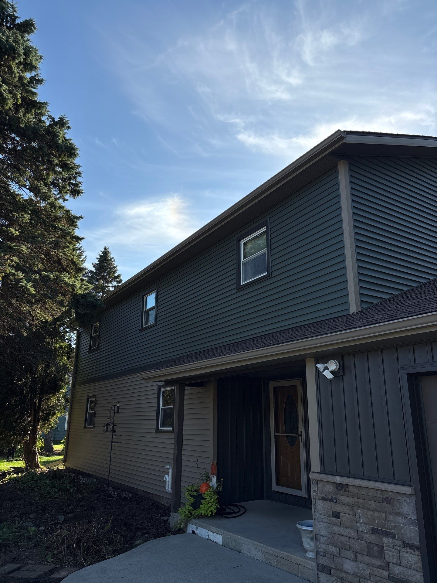 Hinze Siding by Gellings Roofing & Siding