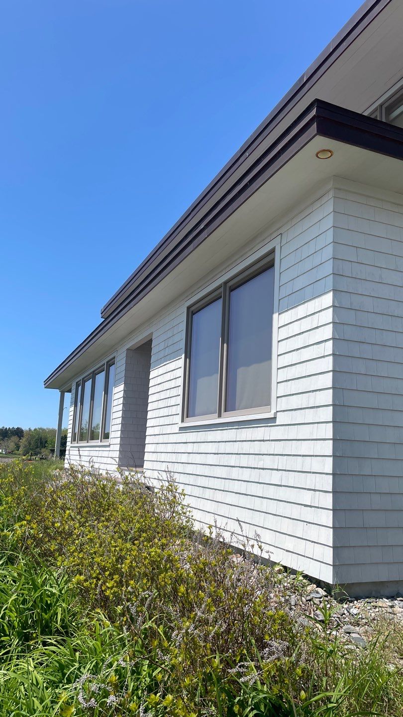 Project in Owls Head by NORTH ATLANTIC PAINTING COMPANY 