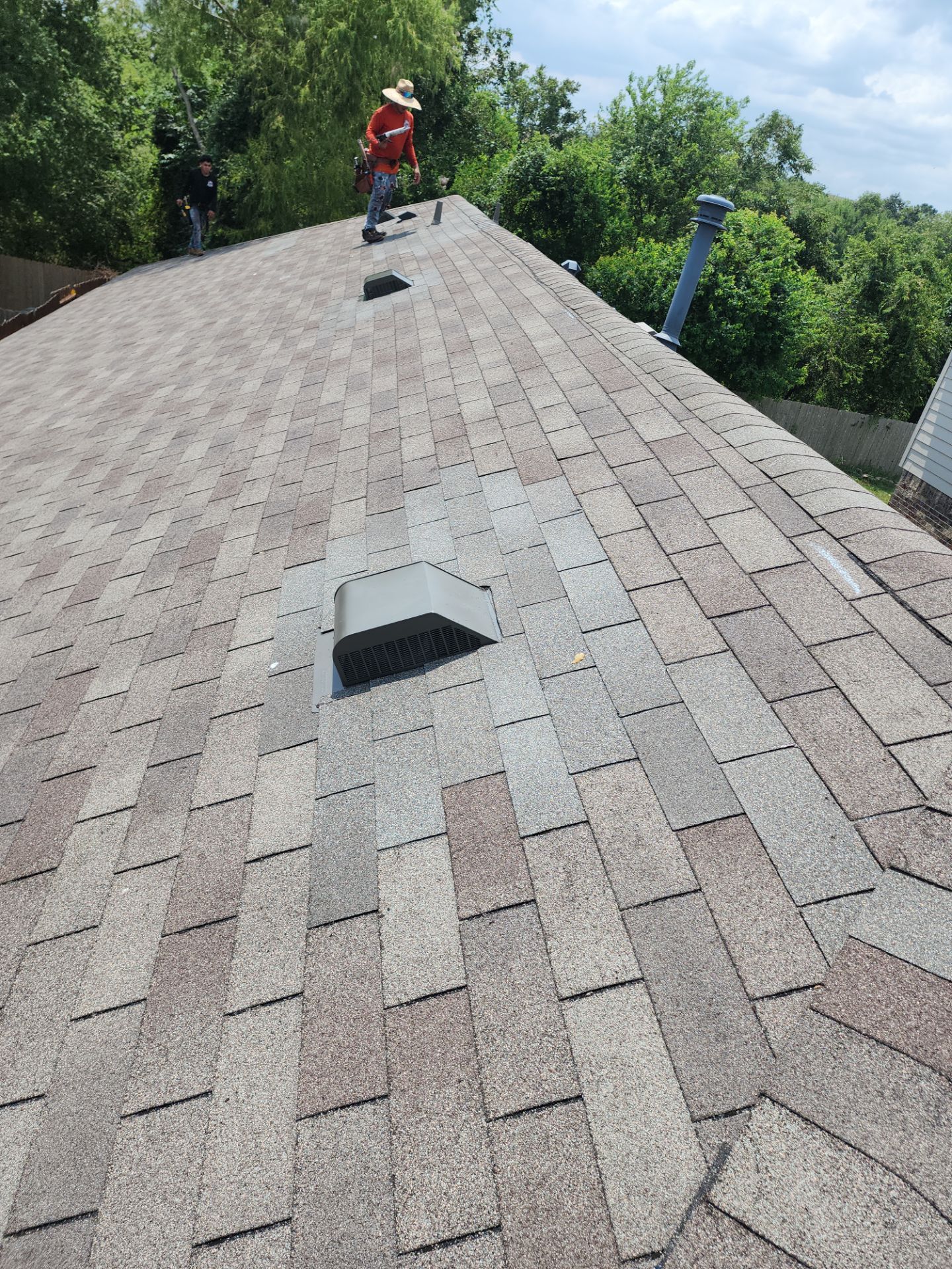 Hail Damage using Owen's Corning Duration (Lifetime) Shingles by Roof Repair Company