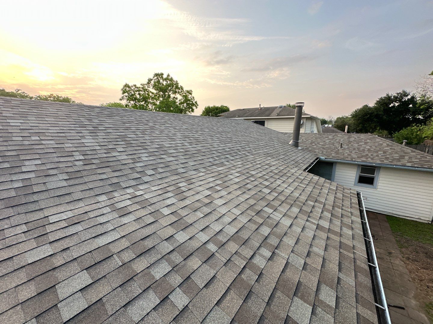 Residential Roofing Installation using Owen's Corning Duration (Lifetime) Shingles by Roof Repair Company