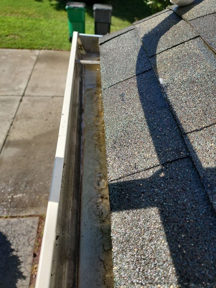 House Wash using cleaner by Power Wash Masters LLC
