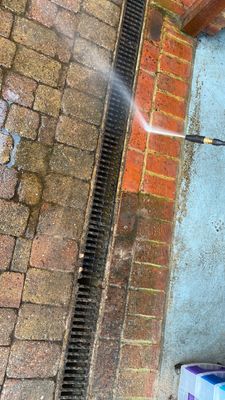 Driveway Clean using honda 21 ltr/min