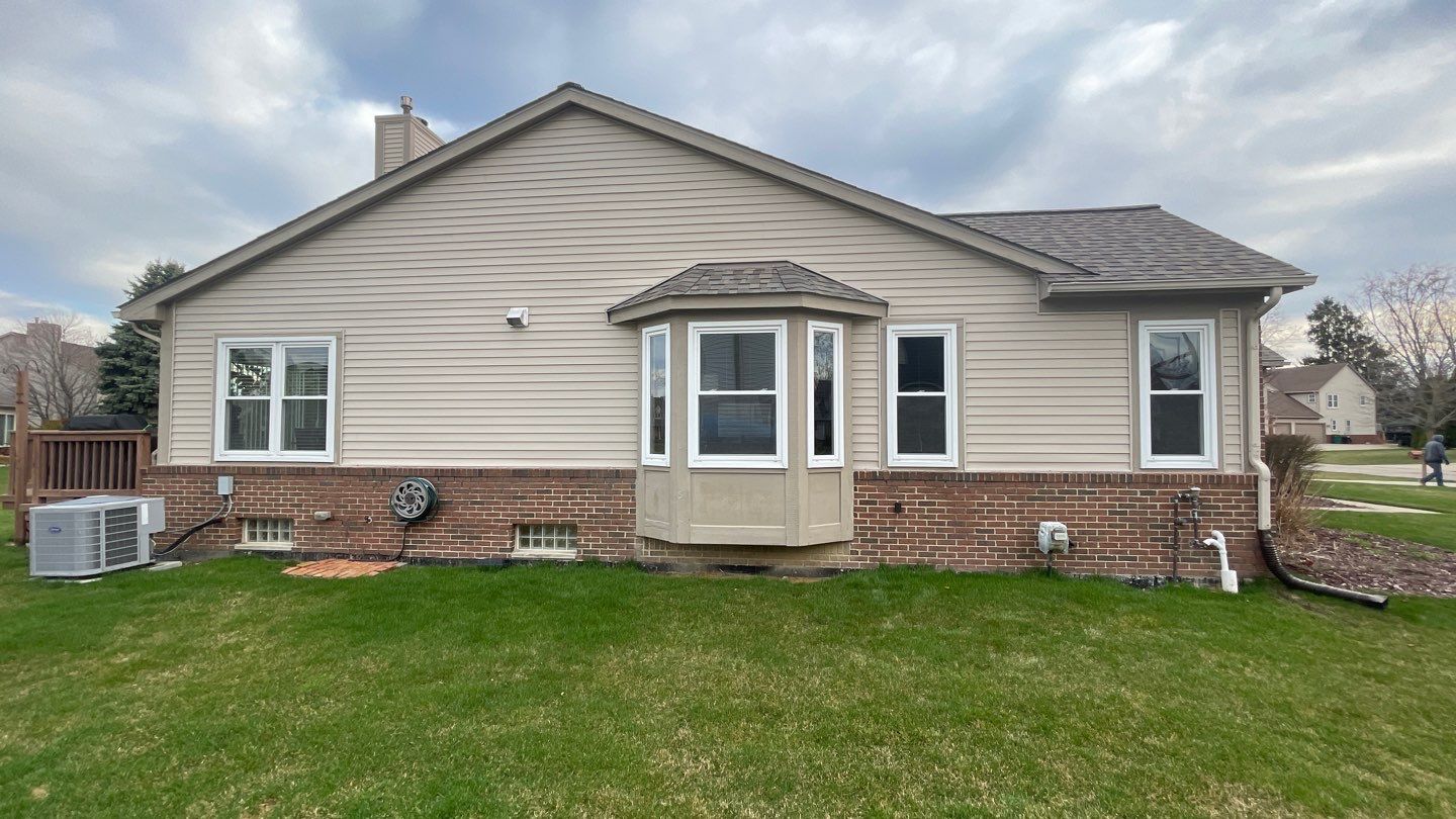 Siding Replacement using Certainteed Classic Restoration D4 by 180 Contractors