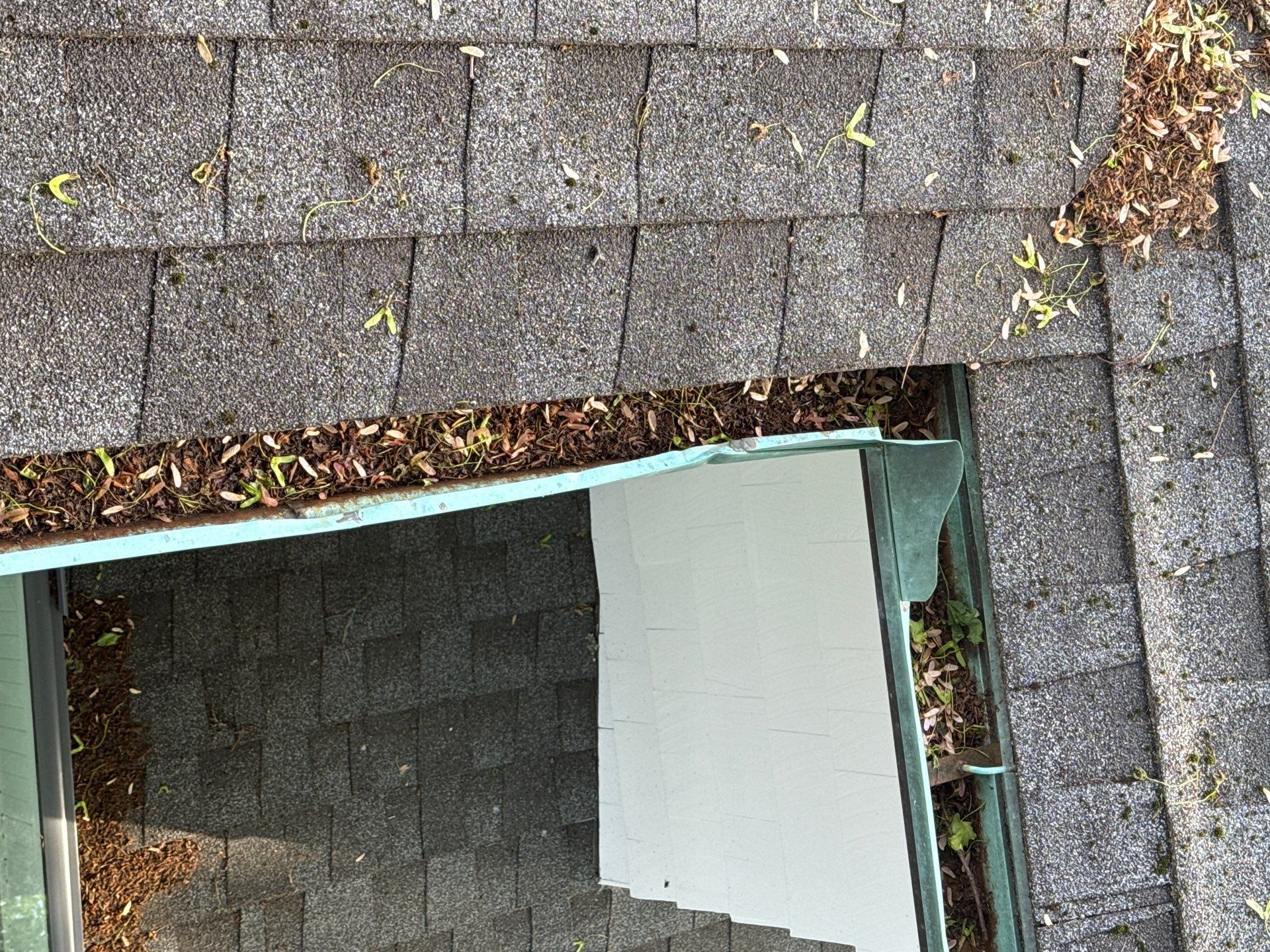Project in Warwick by RHODY RIDGE ROOFING