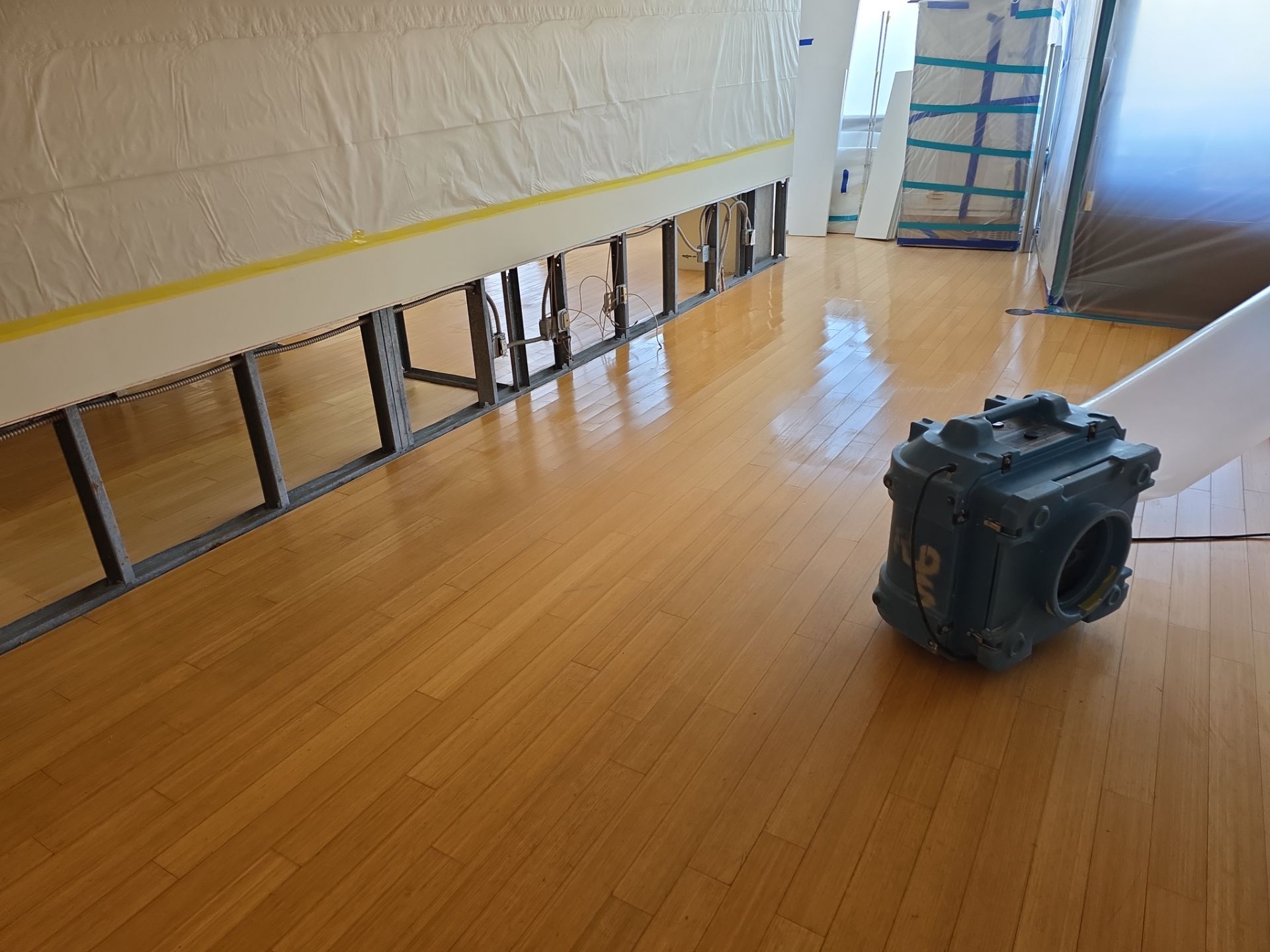 Marina Del Rey – Asbestos Drywall Removal & Flood Damage Abatement by Ramirez Demolition Services Inc