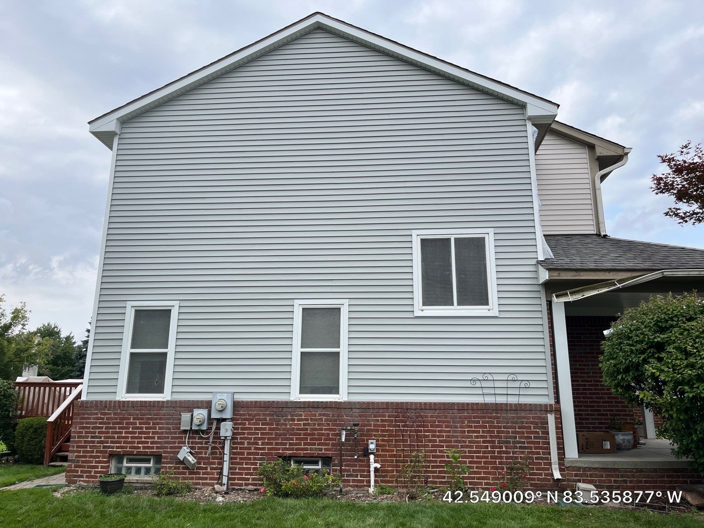 Siding Replacement using Certainteed Restoration Classic D4 by 180 Contractors