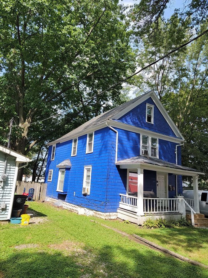 ATLAS PINNACLE COLOR: SCOTCHGARD BLACK DRIP EDGE: WHITE by Eagle Eye Roofing