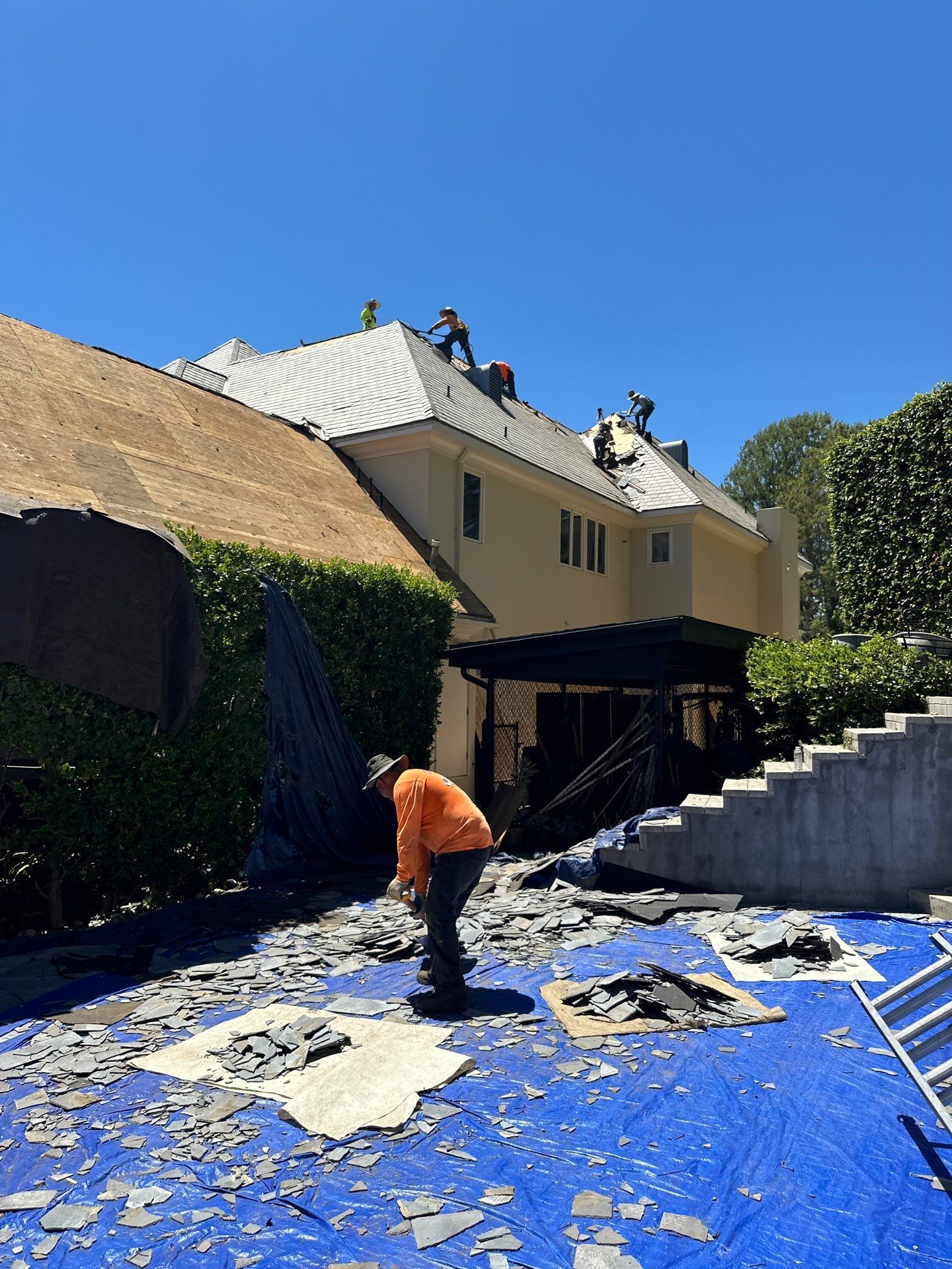 Stunning Los Angeles Mansion by Hull Brothers Roofing