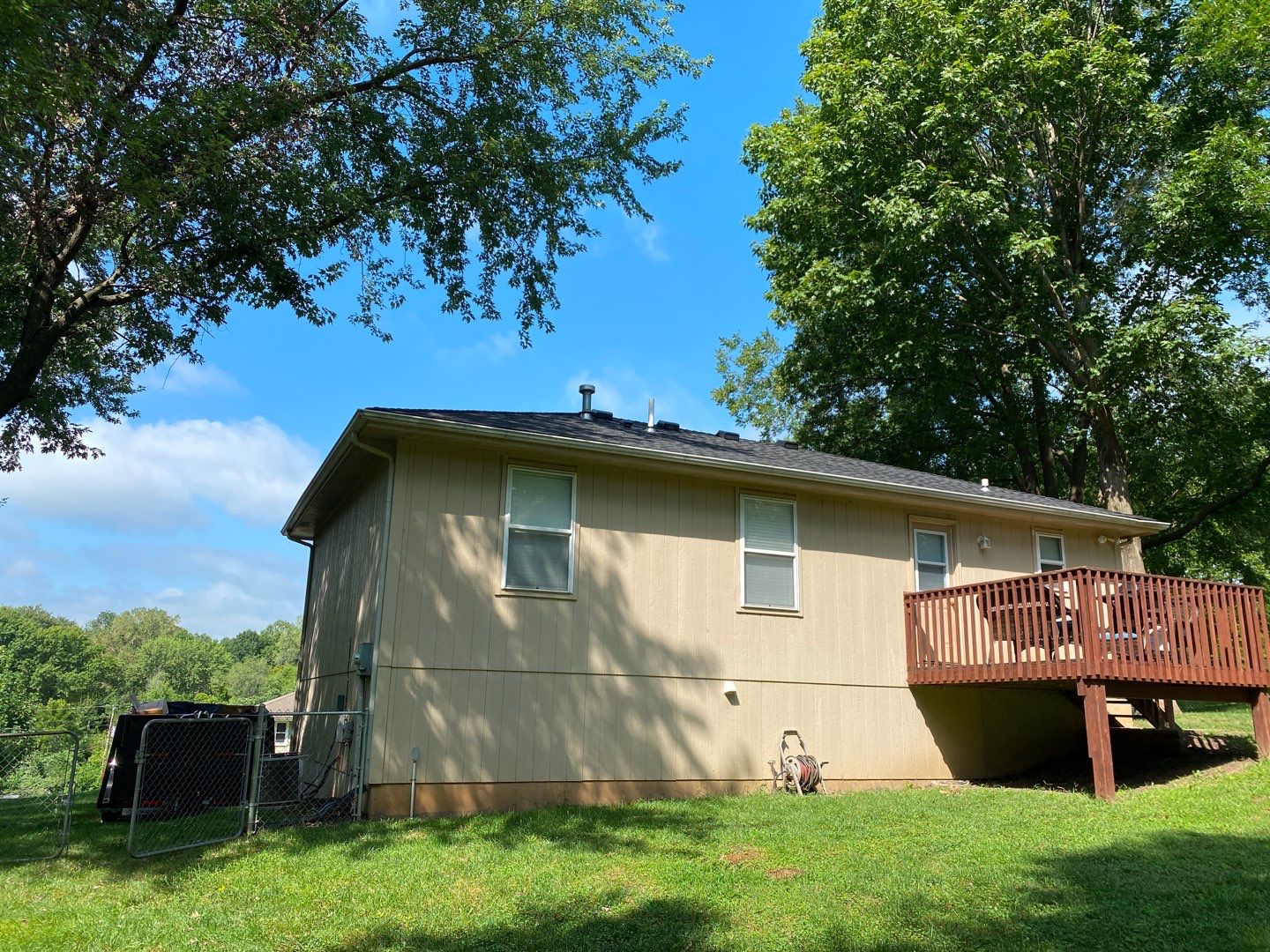 New Curb Appeal is Activated by EEC  Windows, Siding & Roofing 
