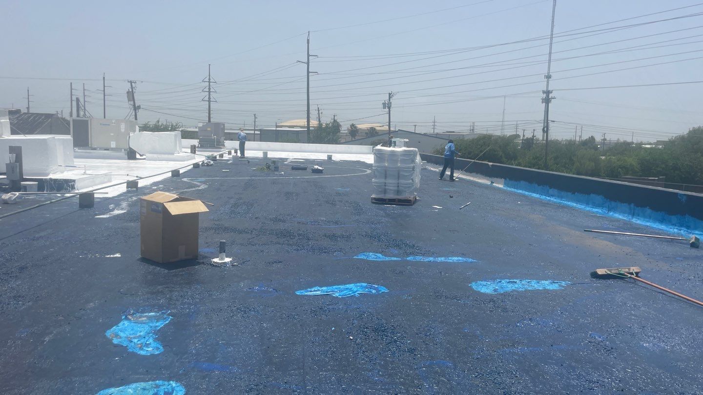 Dirty leaking Gravel Roof by Bayfront Roofing and Construction