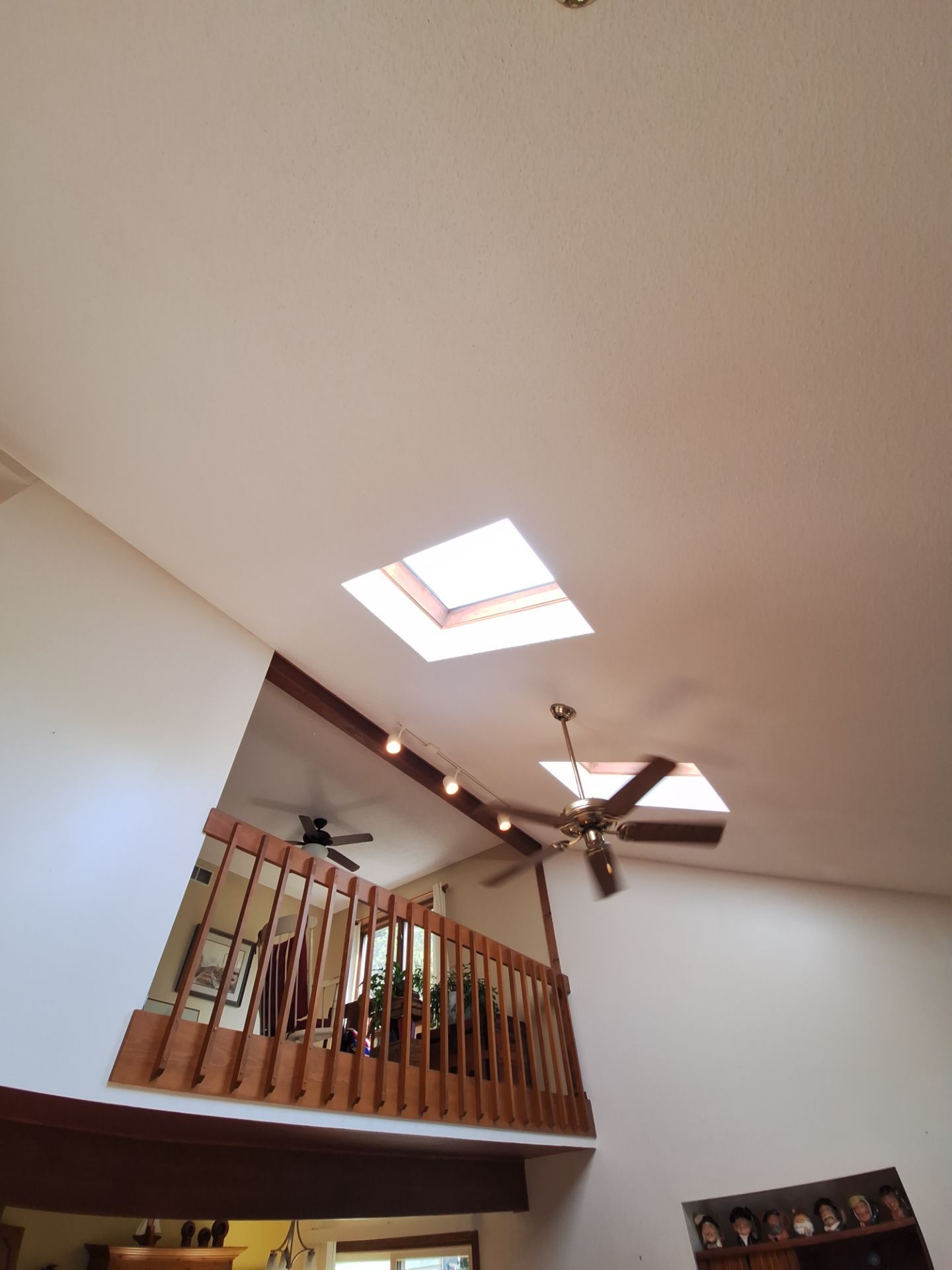 Ceiling and wall repaint by Gordon Painting