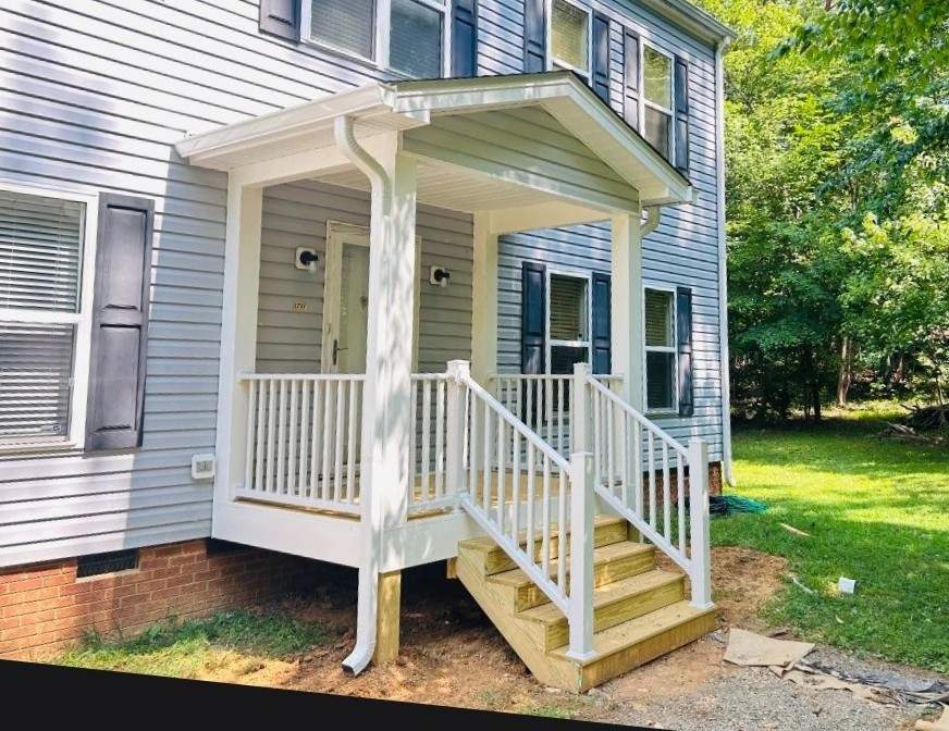 Screen Porch and Matching Front Entry Addition in Chapel Hill by The Remodeling Company
