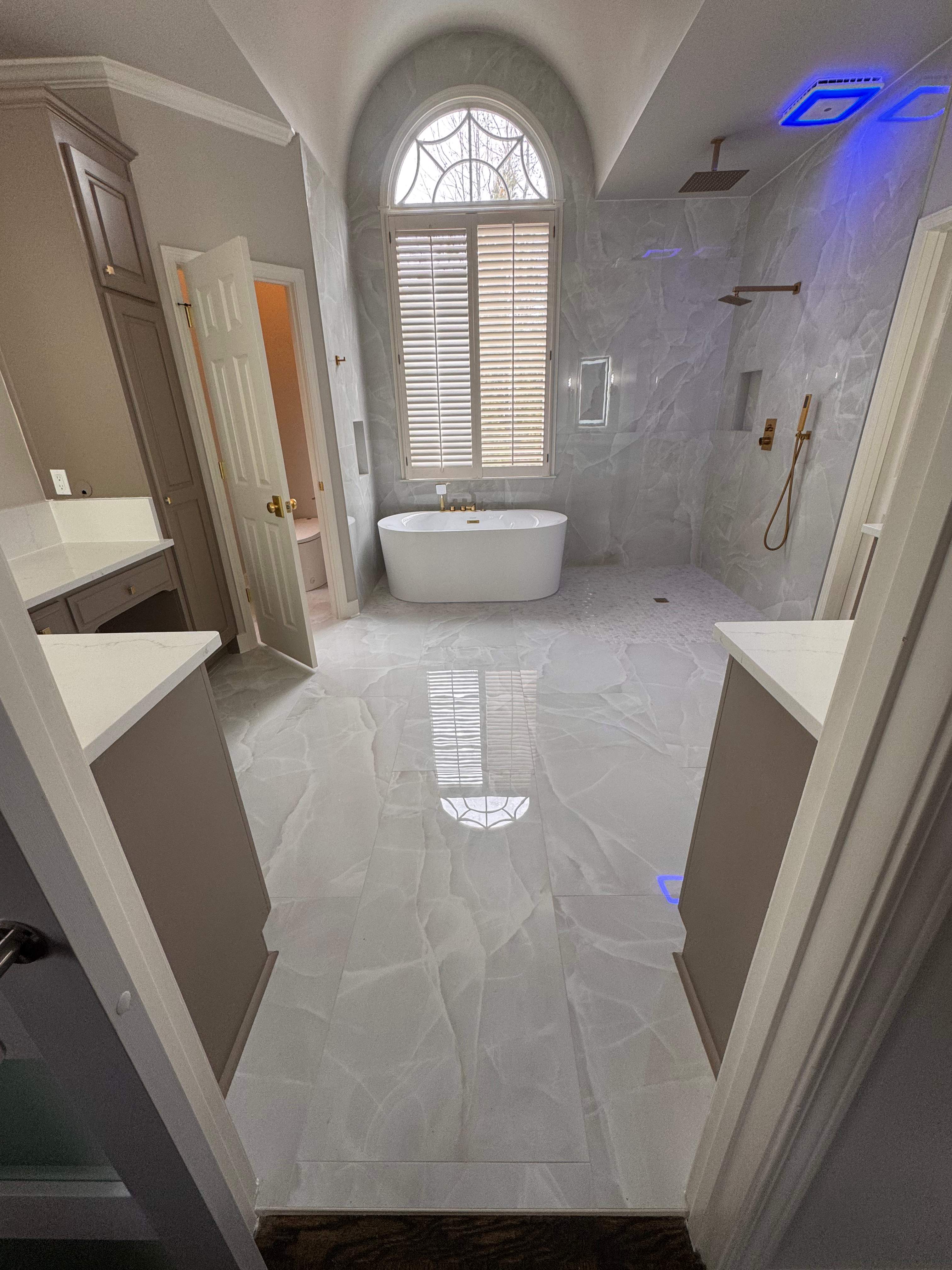 Master bathroom renovation by Prudencio