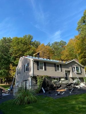 Residential Roofing Installation using GAF Timberline HDZ