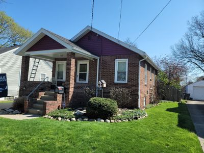 Angela S: Atlas Pinnacle, Color, Black Shadow, Drip Edge, Color, White