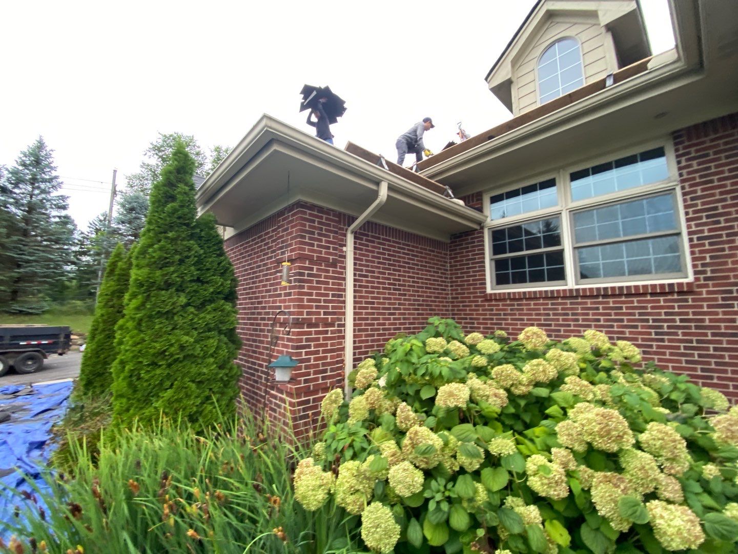 Owens Corning Duration Colonial Slate by 180 Contractors