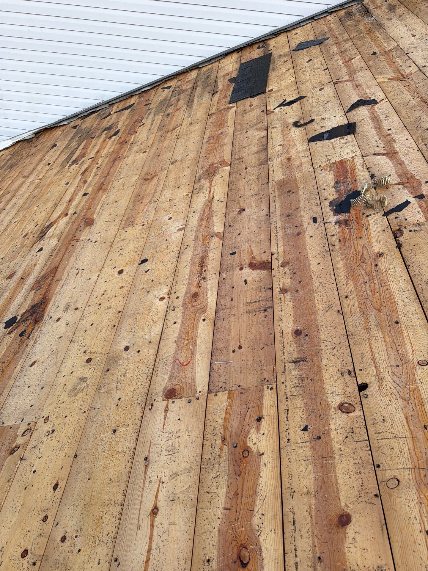 Residential Roofing Installation using GAF Timberline HDZ Charcoal by Rainstoppers Roofing