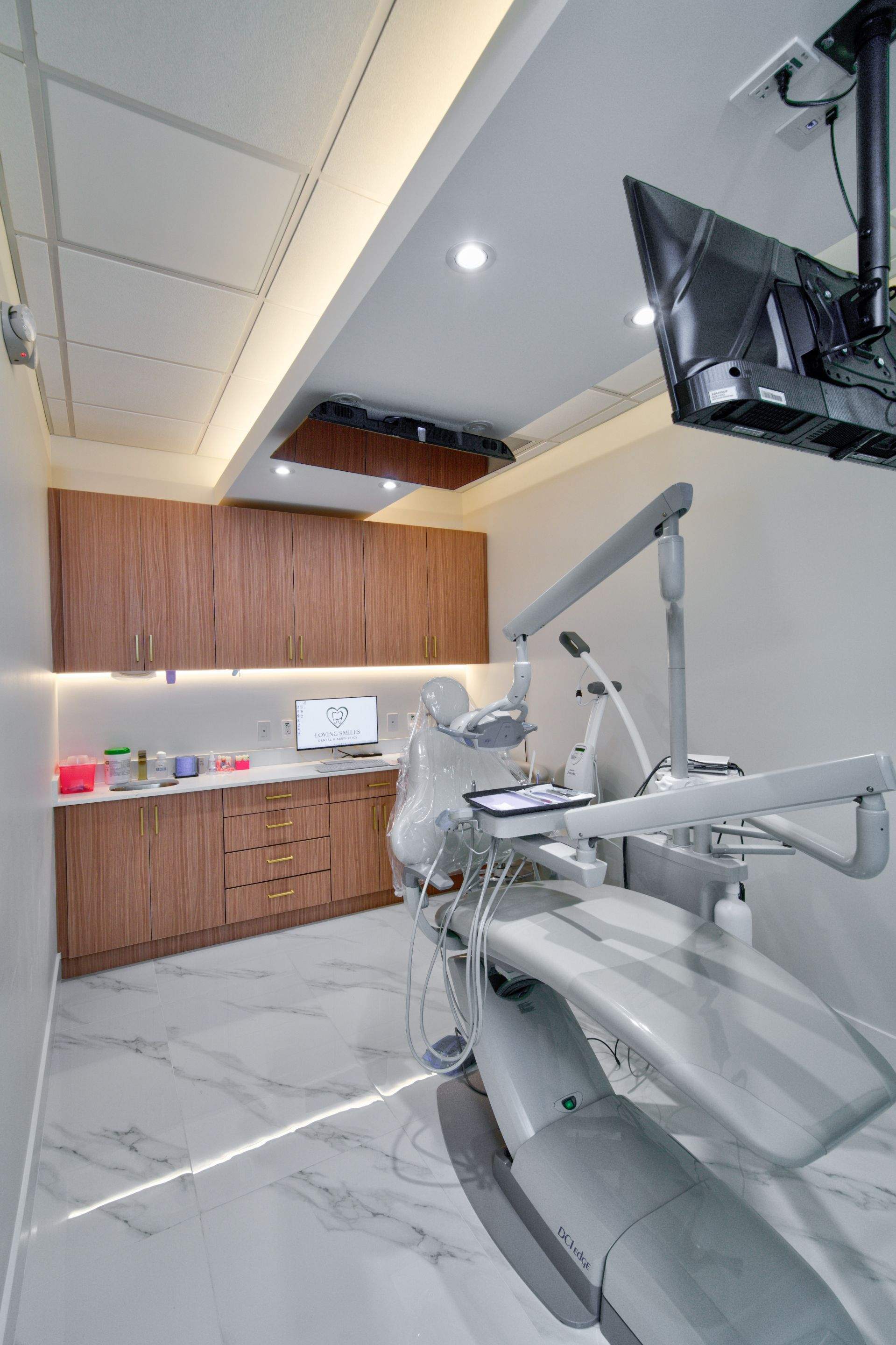 Loving Smiles Dental & Aesthetics by Ruiz Construction Inc
