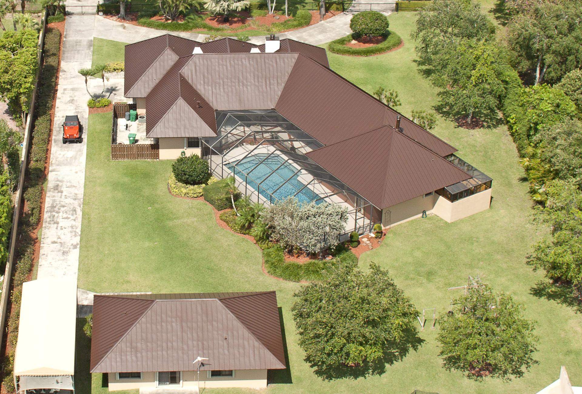 Metal Roof - Galvalume - Mansard Brown by Istueta Roofing