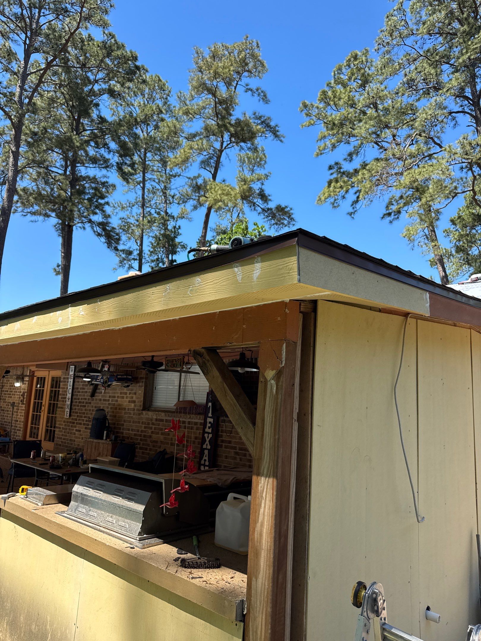 Crosby Roof Installation using Atlas Pinnacle Pristine by Modern BYLT Roofing & Construction