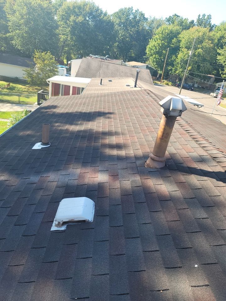 Brand: Atlas Pinnacle Color: Pristine Scotchgard Pweter Drip: White by Eagle Eye Roofing