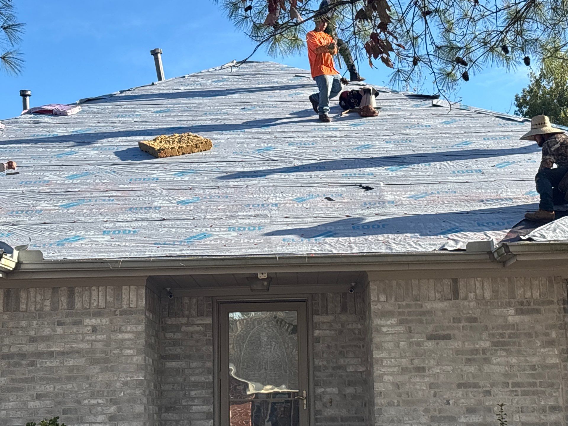 Residential Roof Replacement using OWENS CORNING OAKRIDGE by Elite Roofing LLC