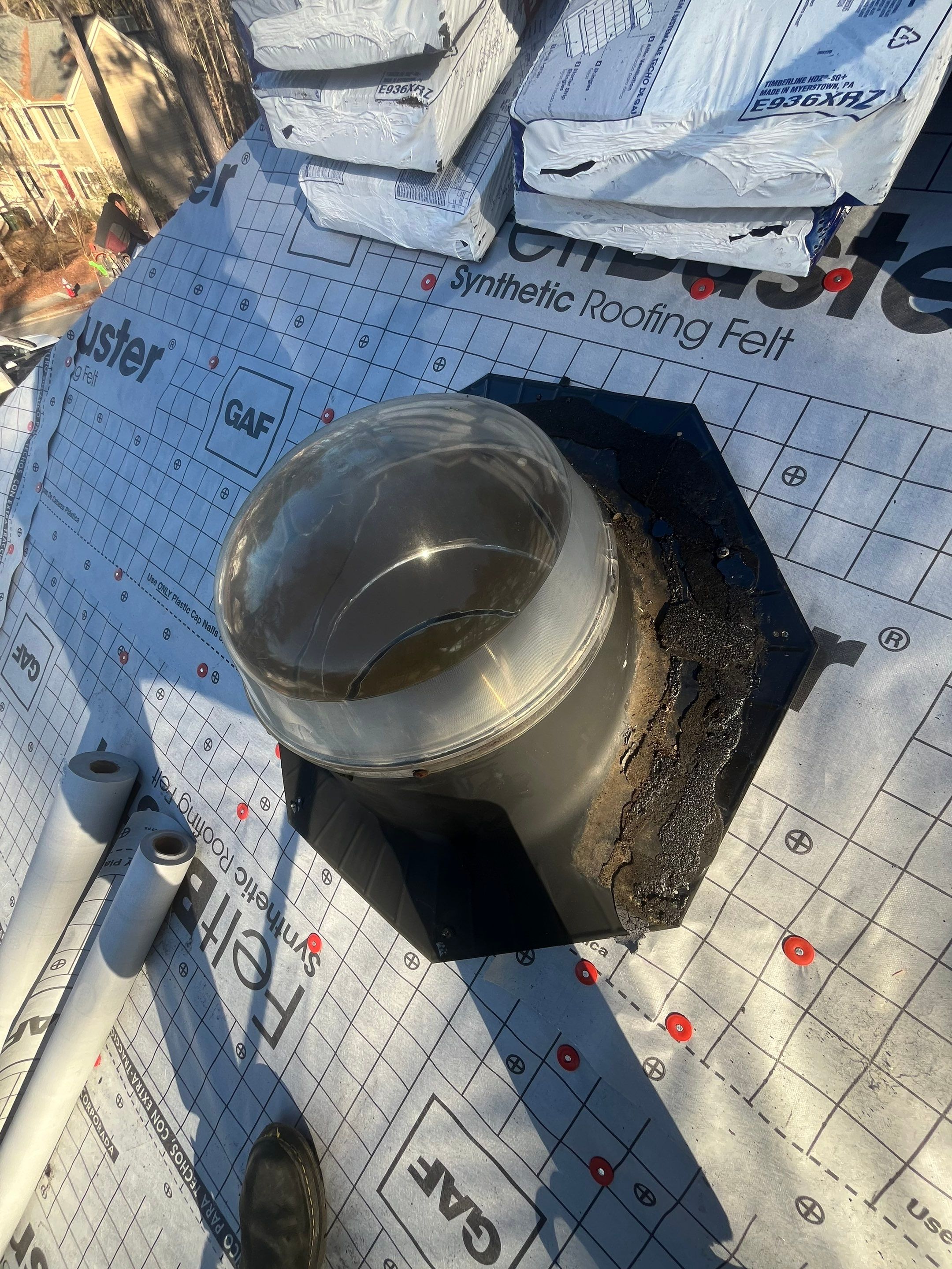 GAF HDZ Charcoal by Skybird Roofing