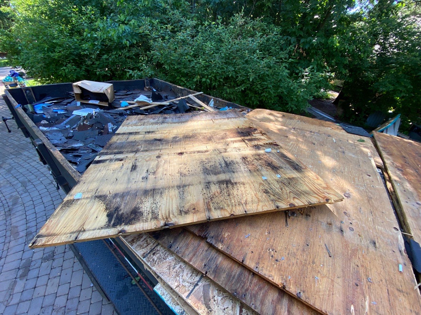 Roof Replacement using CertainTeed Landmark by 180 Contractors