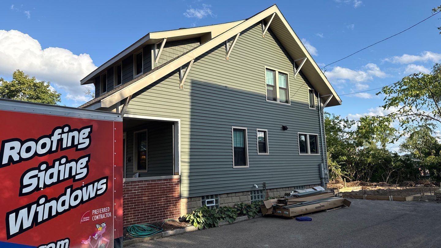 Siding Replacement using Alside Charter Oak D4.5" Deep Moss by 180 Contractors