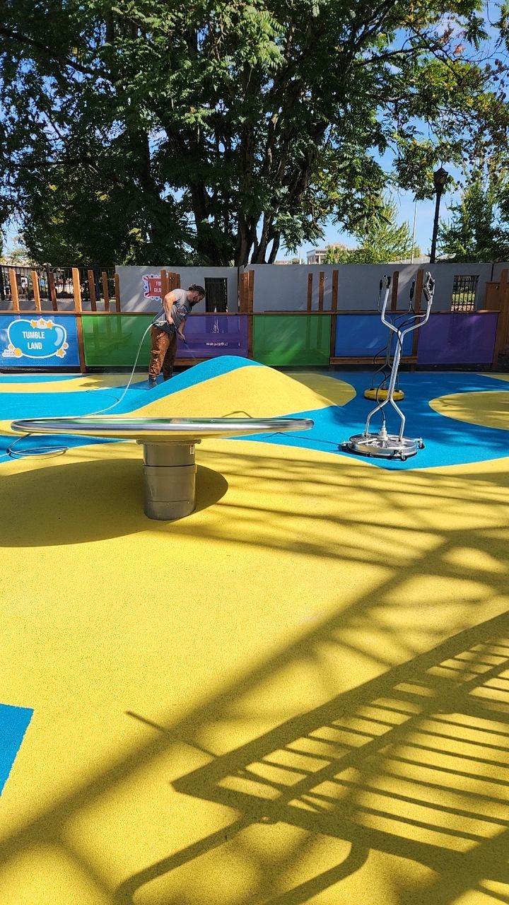 Gilbert House Children's Museum by Willamette Outdoor Wash LLC