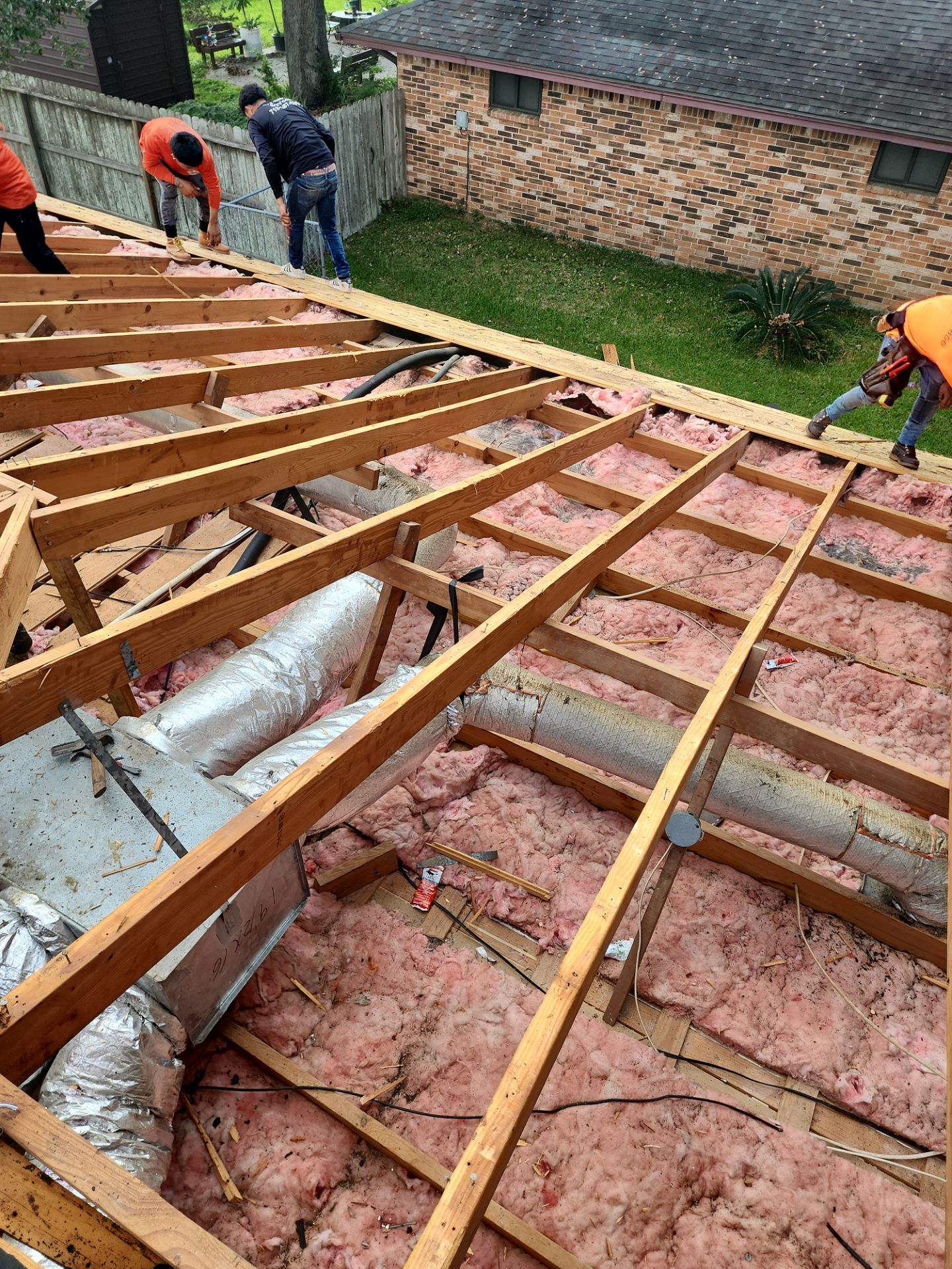 Residential Roofing Installation using Owen's Corning Duration (Lifetime) Shingles by Roof Repair Company