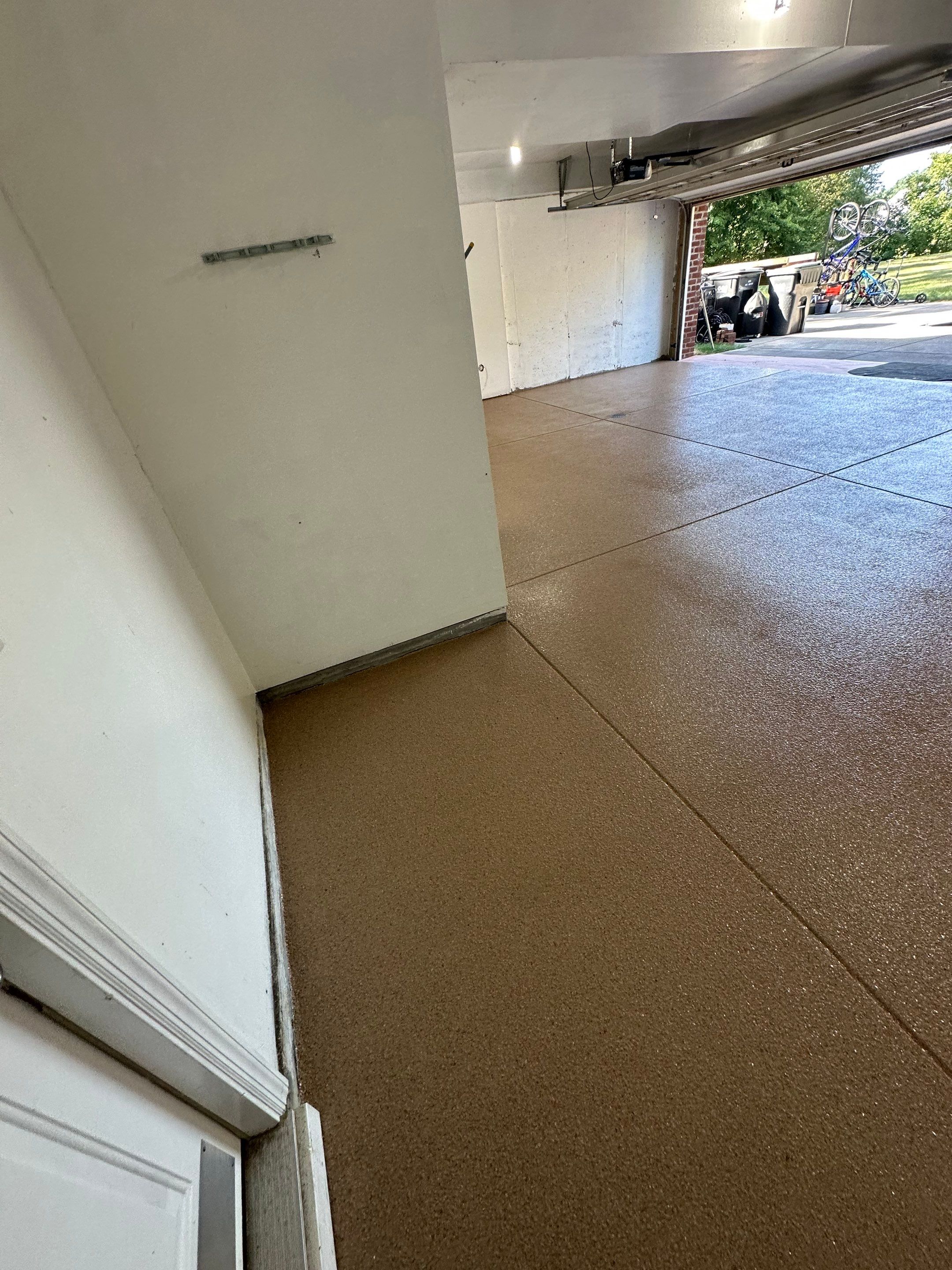 Brown Flake Project in Gibsonia by Floors in a Day, Inc