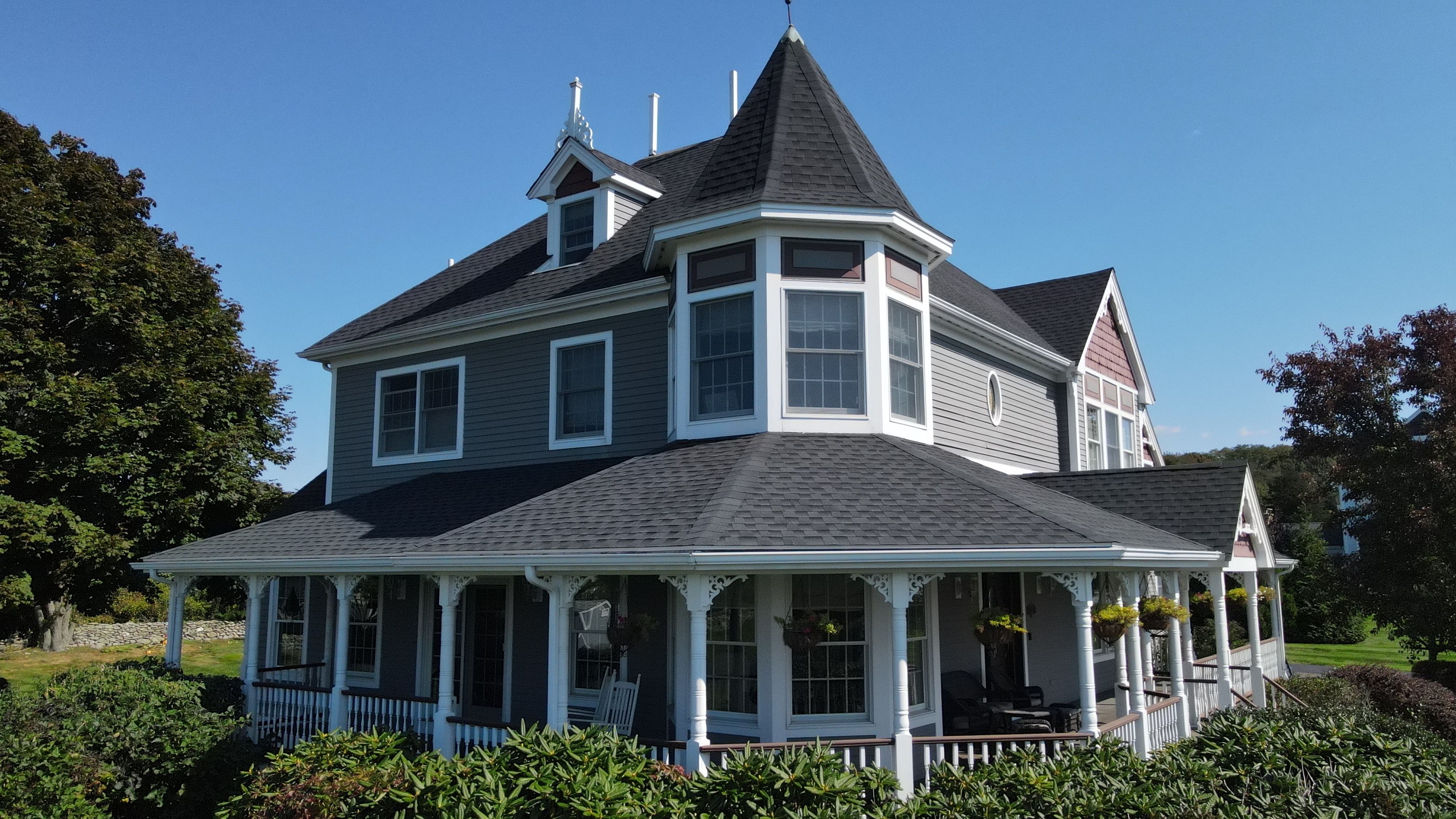King Charles Oceanview Victorian - Architectural Asphalt by Rinaldi Brothers