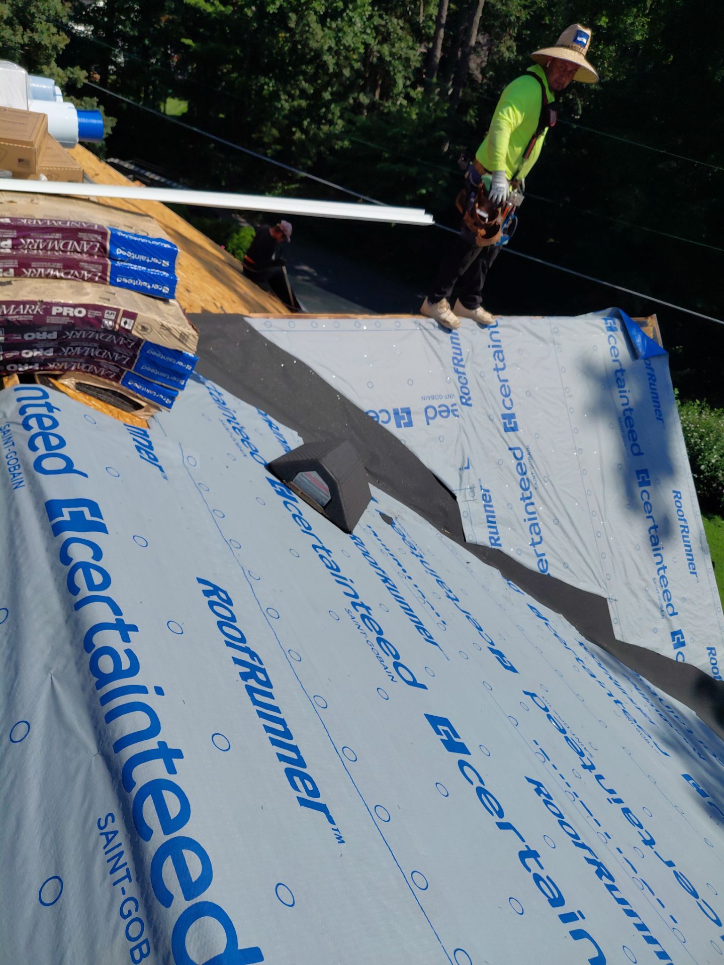 Lorton: Residential Roof with CertainTeed Landmark Pro in Max Def Moire Black by RM Banning, Inc.