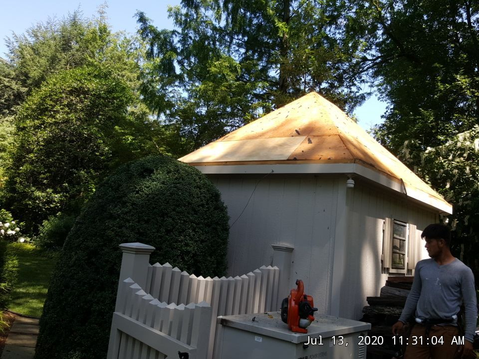 Cedar Roof in Ruxton using Cedar Roof by Roof Right Inc