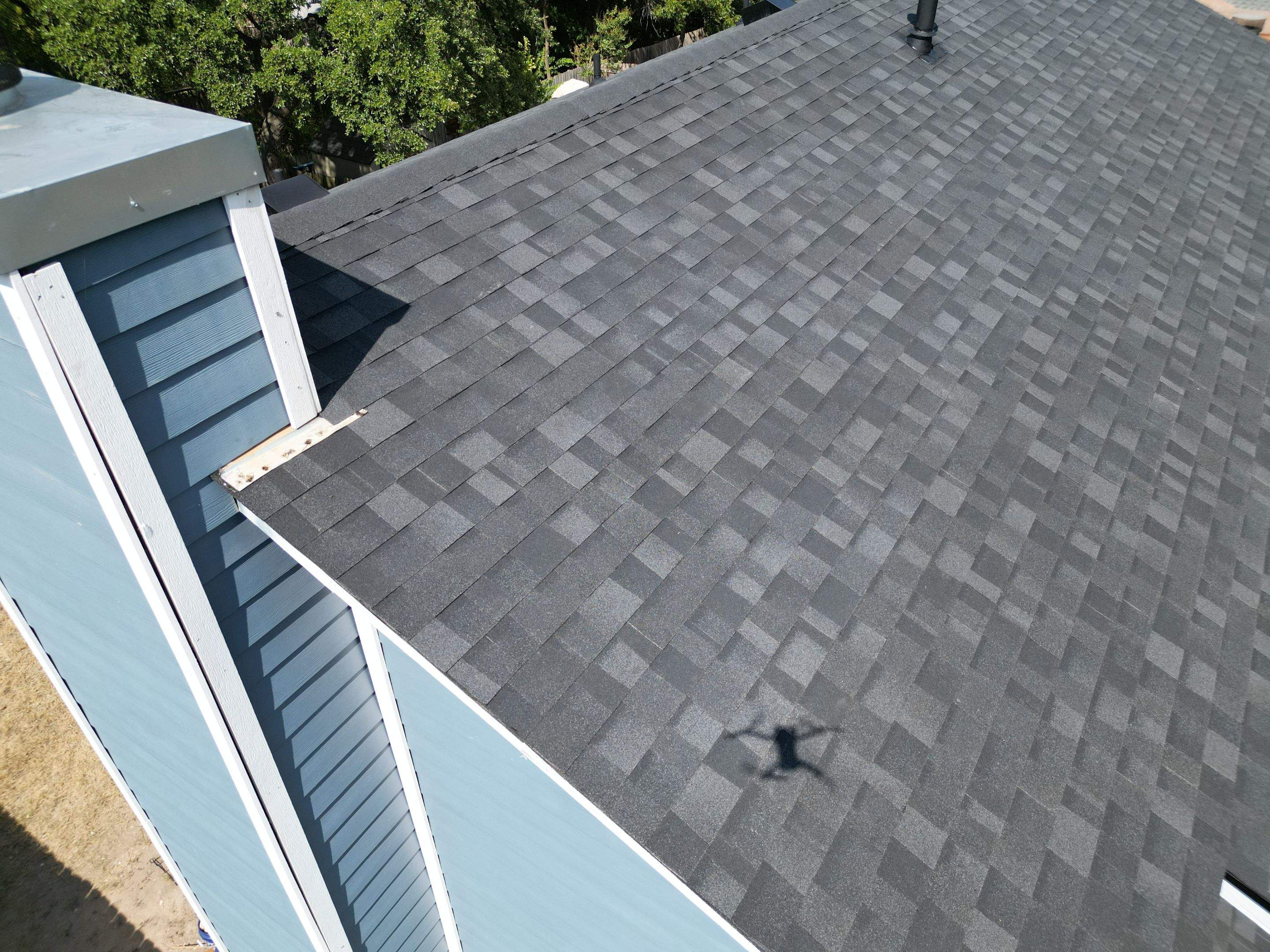 Onyx Black - Owens Corning TruDefinition Duration by RoofsOnly.com