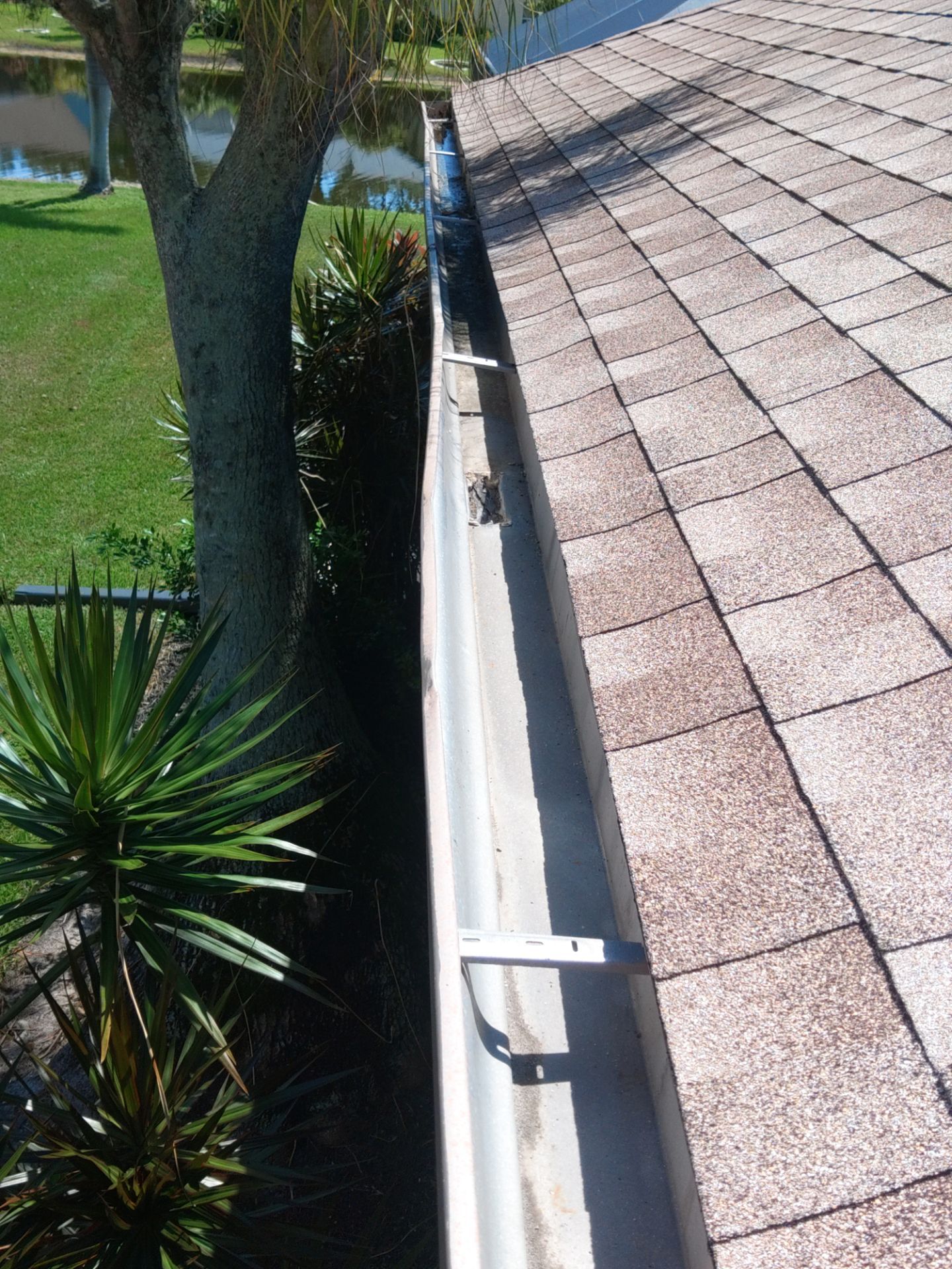 Aluminum Seamless Gutters Installation in Fort Myers FL by Gutter Professors