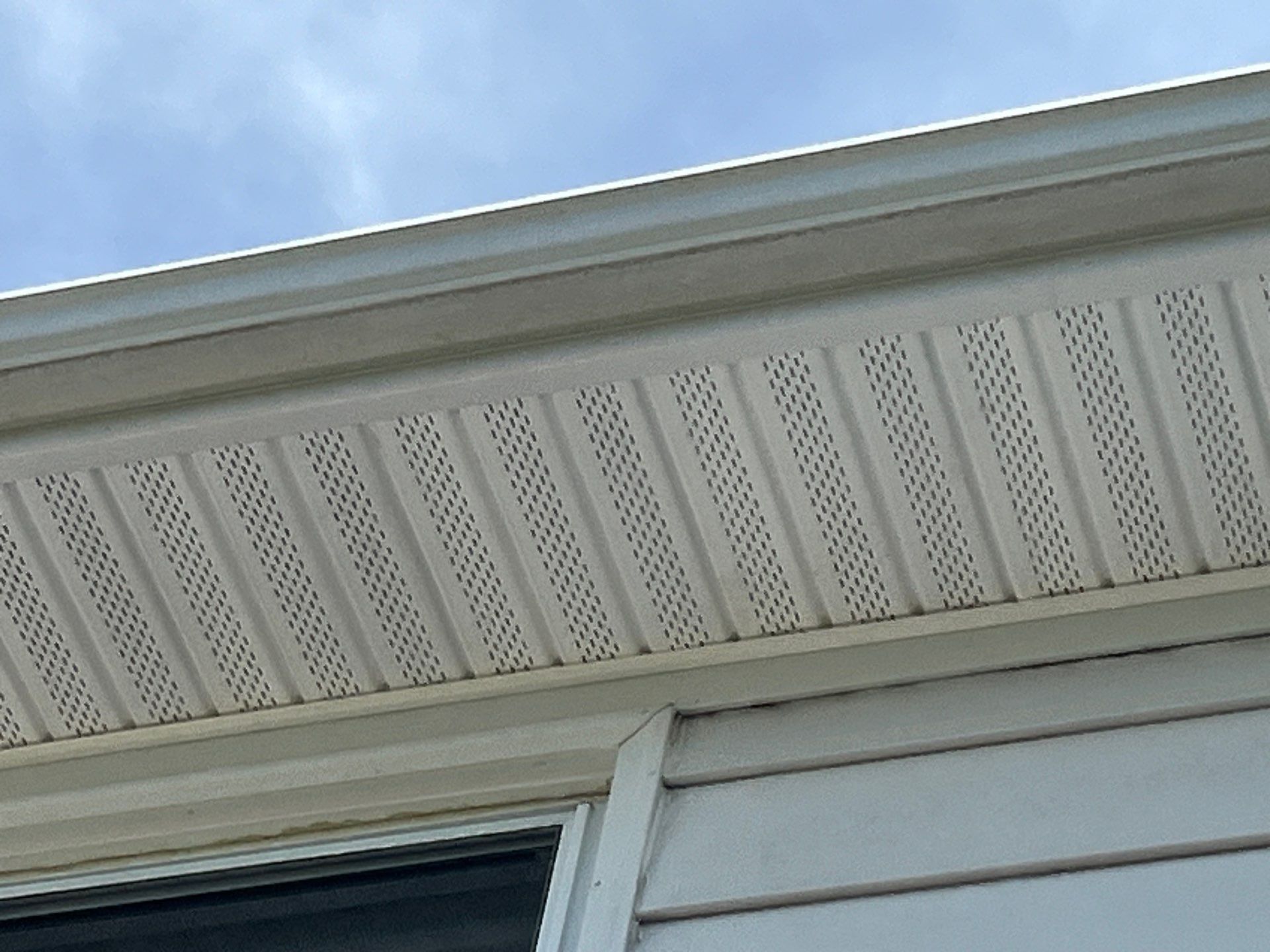 Soffit/fascia replacement by Nitro Roofing and Construction