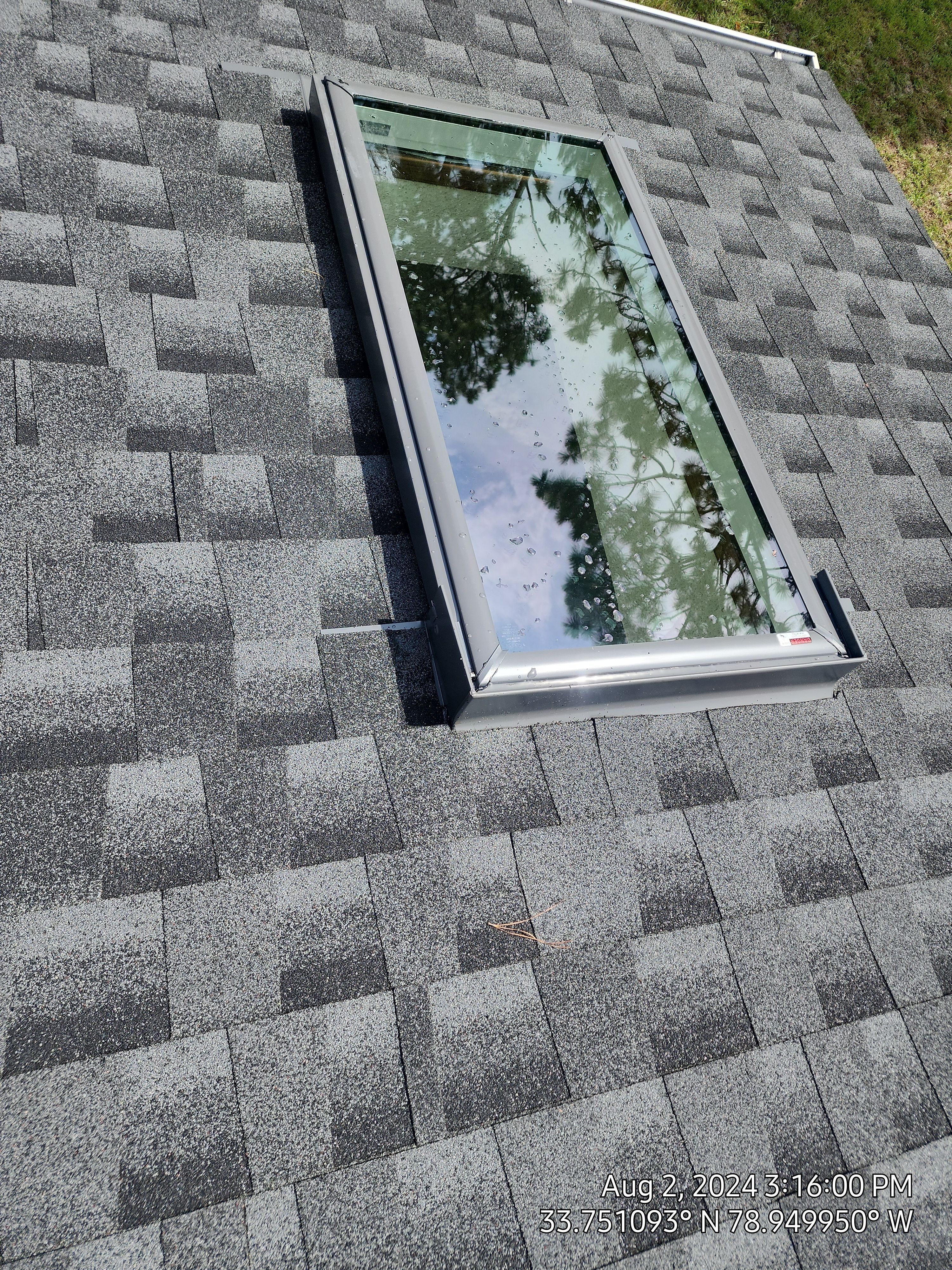 GAF HDZ - Charcoal by Linta Roofing Inc