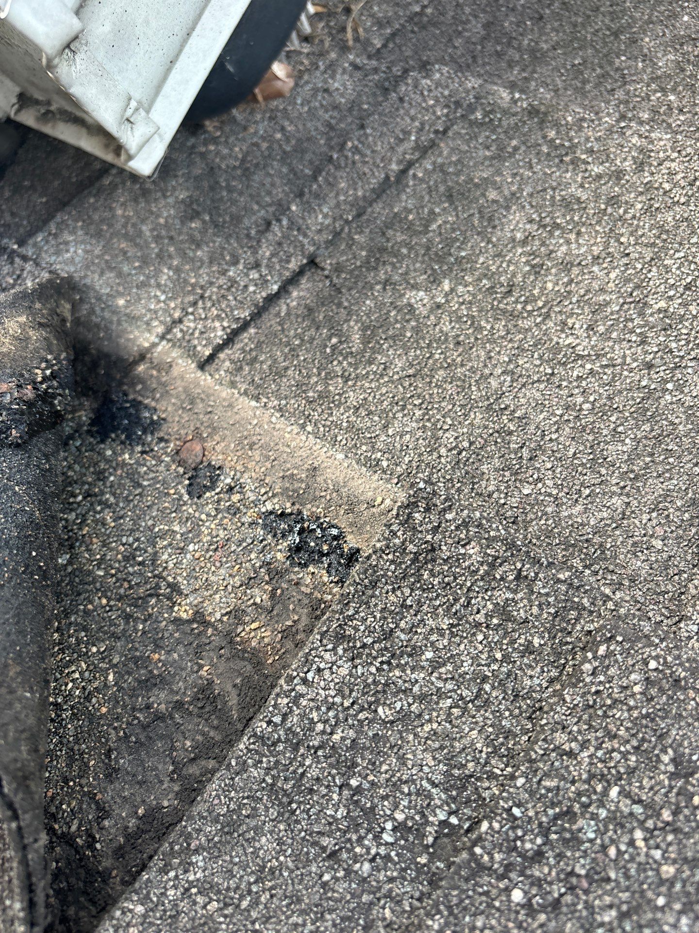 Hail Damage using Owen's Corning Duration (Lifetime) Shingles by Roof Repair Company